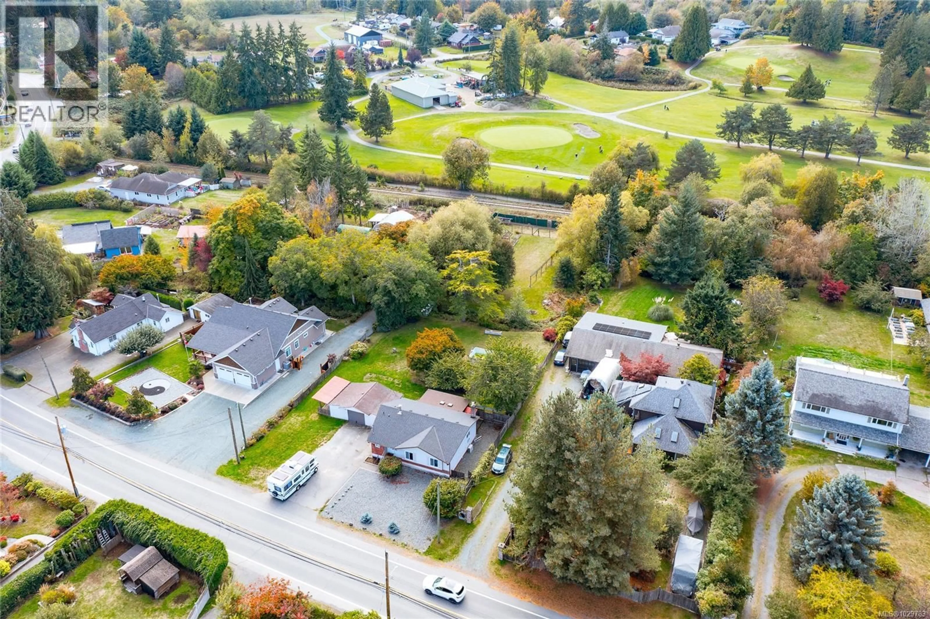 A pic from outside/outdoor area/front of a property/back of a property/a pic from drone, street for 9384 CHEMAINUS ROAD, Chemainus British Columbia V0R1K5