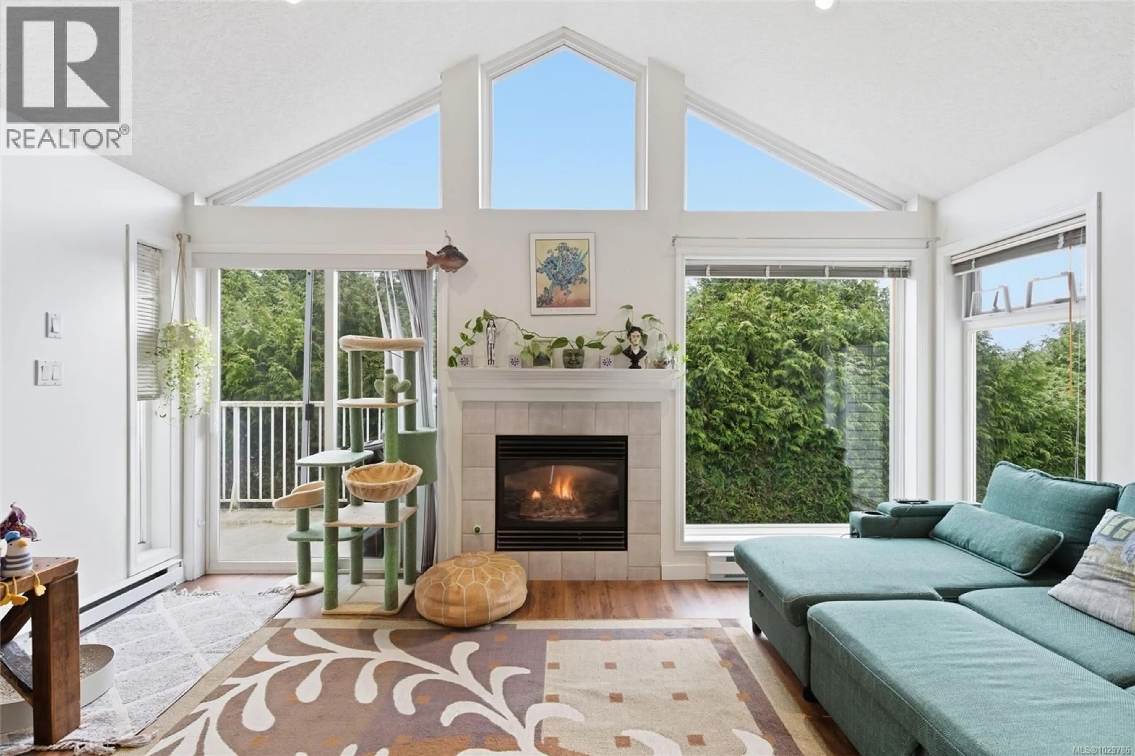 Living room with furniture, unknown for 9 - 571 BRADLEY STREET, Nanaimo British Columbia V9S1B9