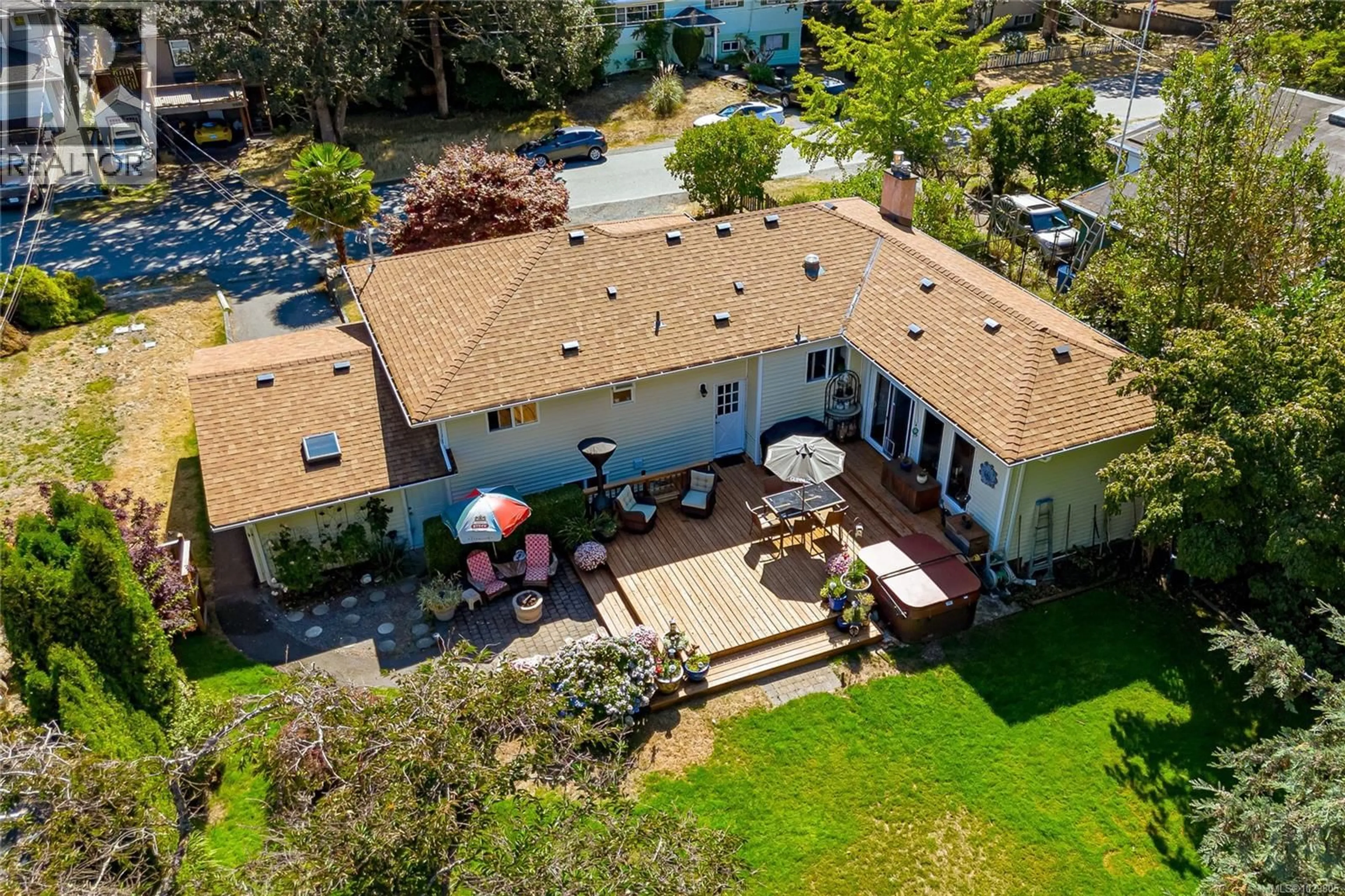 A pic from outside/outdoor area/front of a property/back of a property/a pic from drone, unknown for 3334 ACEMINK ROAD, Colwood British Columbia V9C2J6