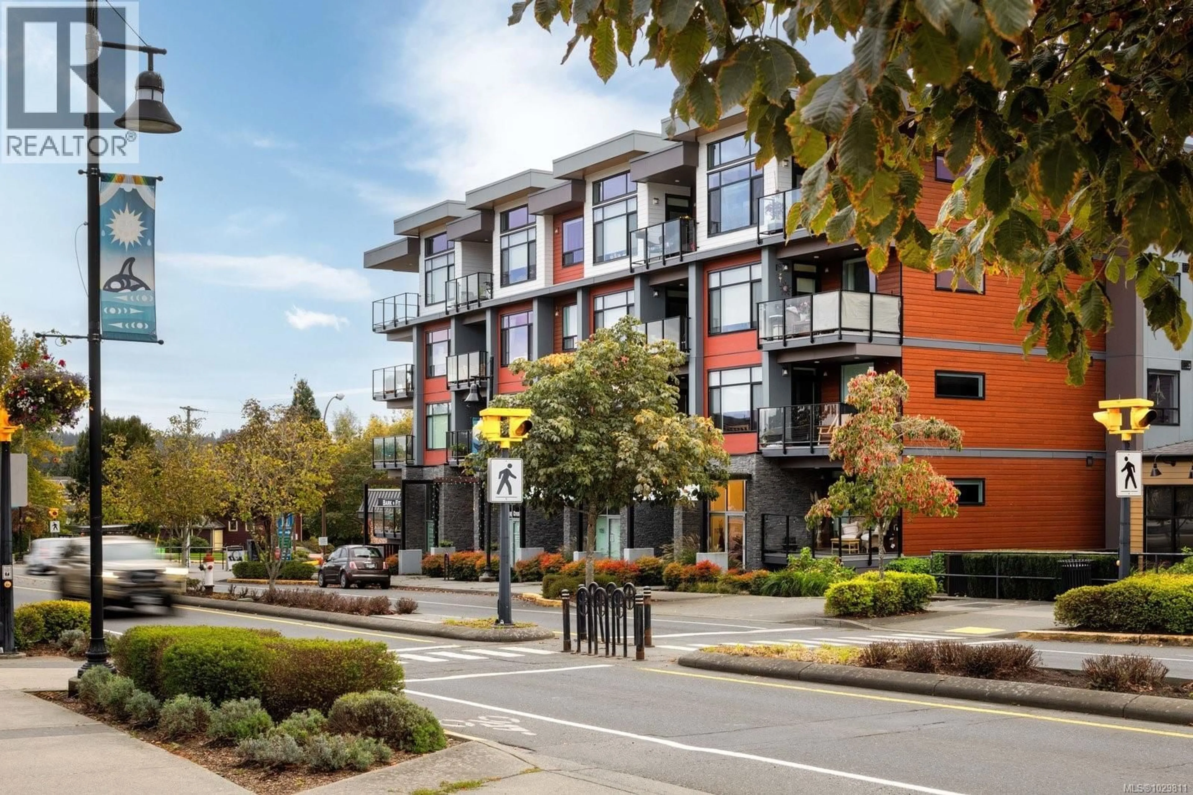 Patio, street for 508 - 7162 WEST SAANICH ROAD, Central Saanich British Columbia V8M1P6