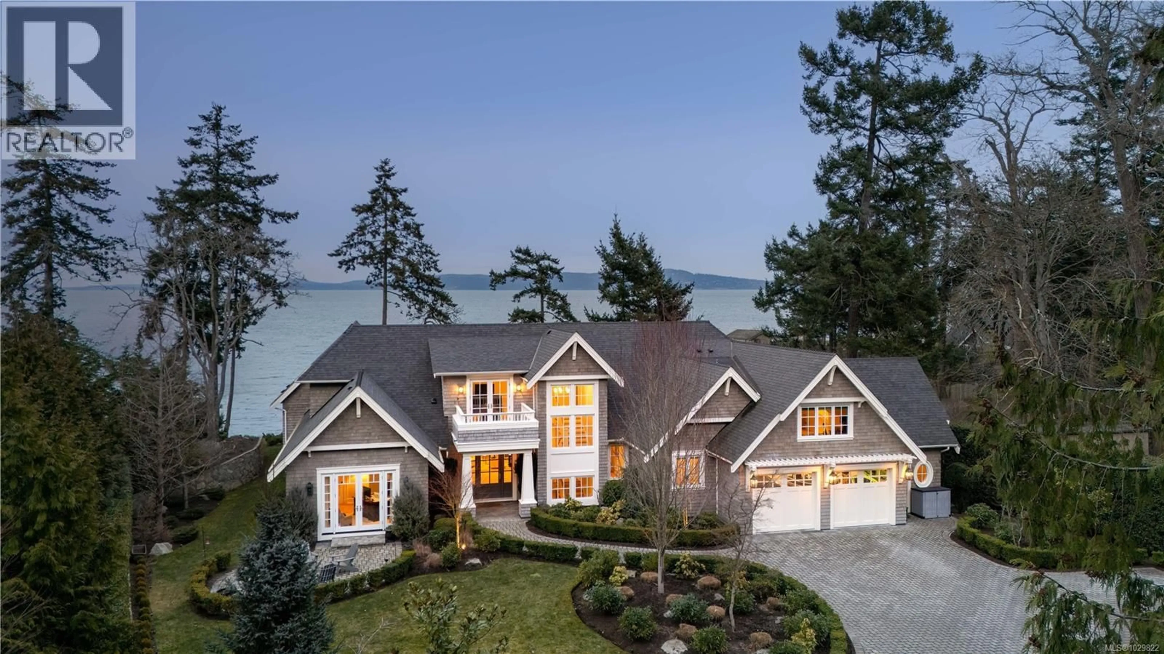 Unknown for 2616 QUEENSWOOD LANE, Saanich British Columbia V8N1X5