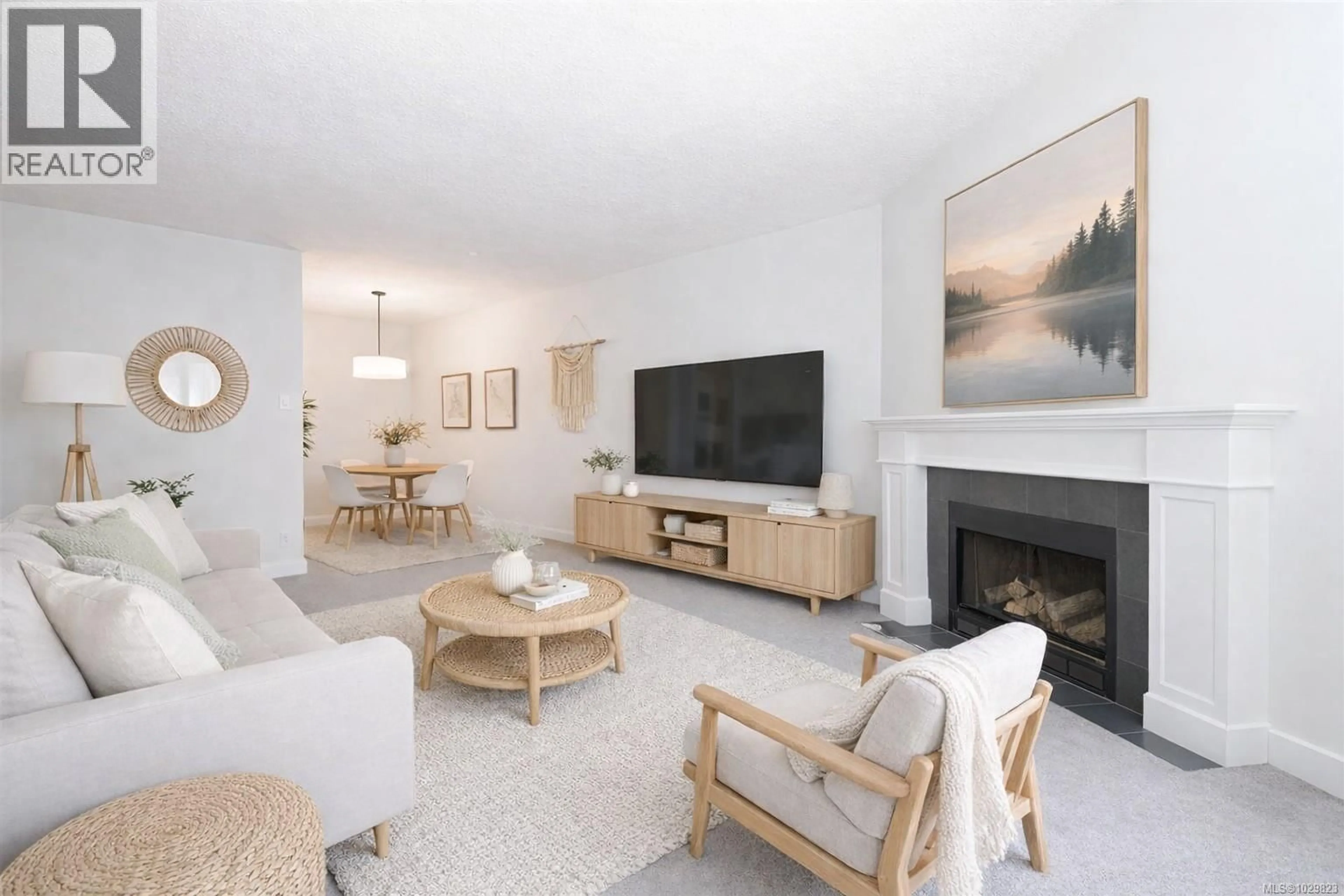 Living room with furniture, unknown for 312 - 1655 BEGBIE STREET, Victoria British Columbia V8R1L4