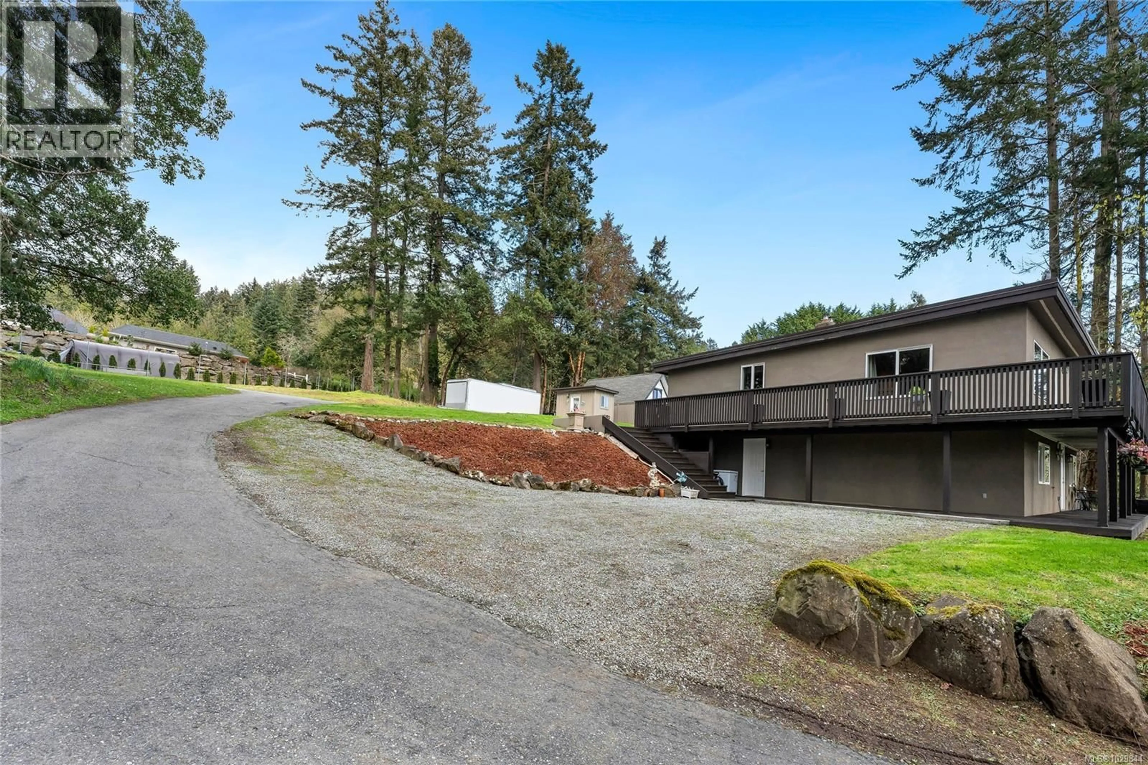 A pic from outside/outdoor area/front of a property/back of a property/a pic from drone, unknown for 1084 TATLOW ROAD, North Saanich British Columbia V8L5P3