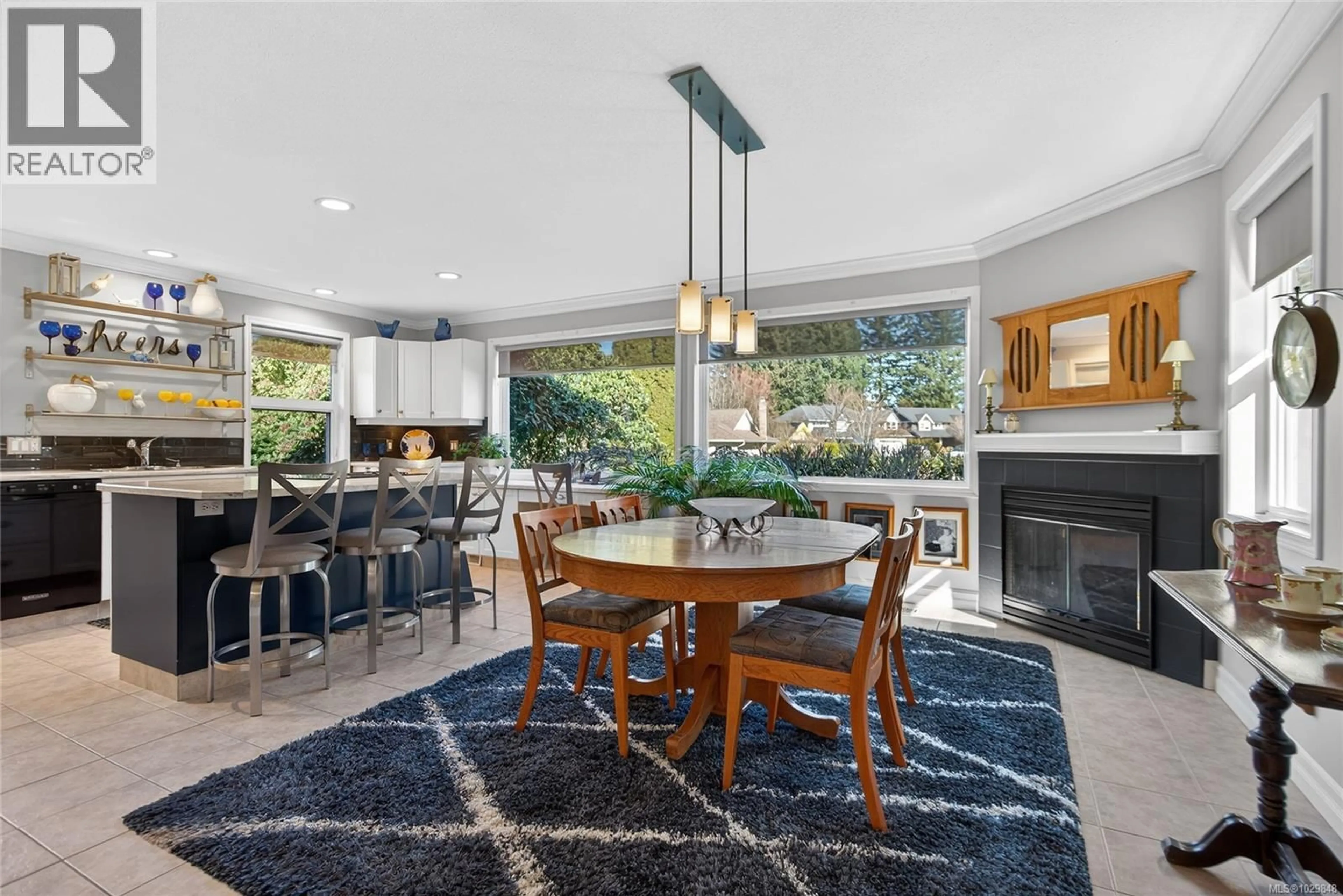 Dining room, ceramic/tile floor for 1580 BEACONSFIELD CRESCENT, Comox British Columbia V9M1B4