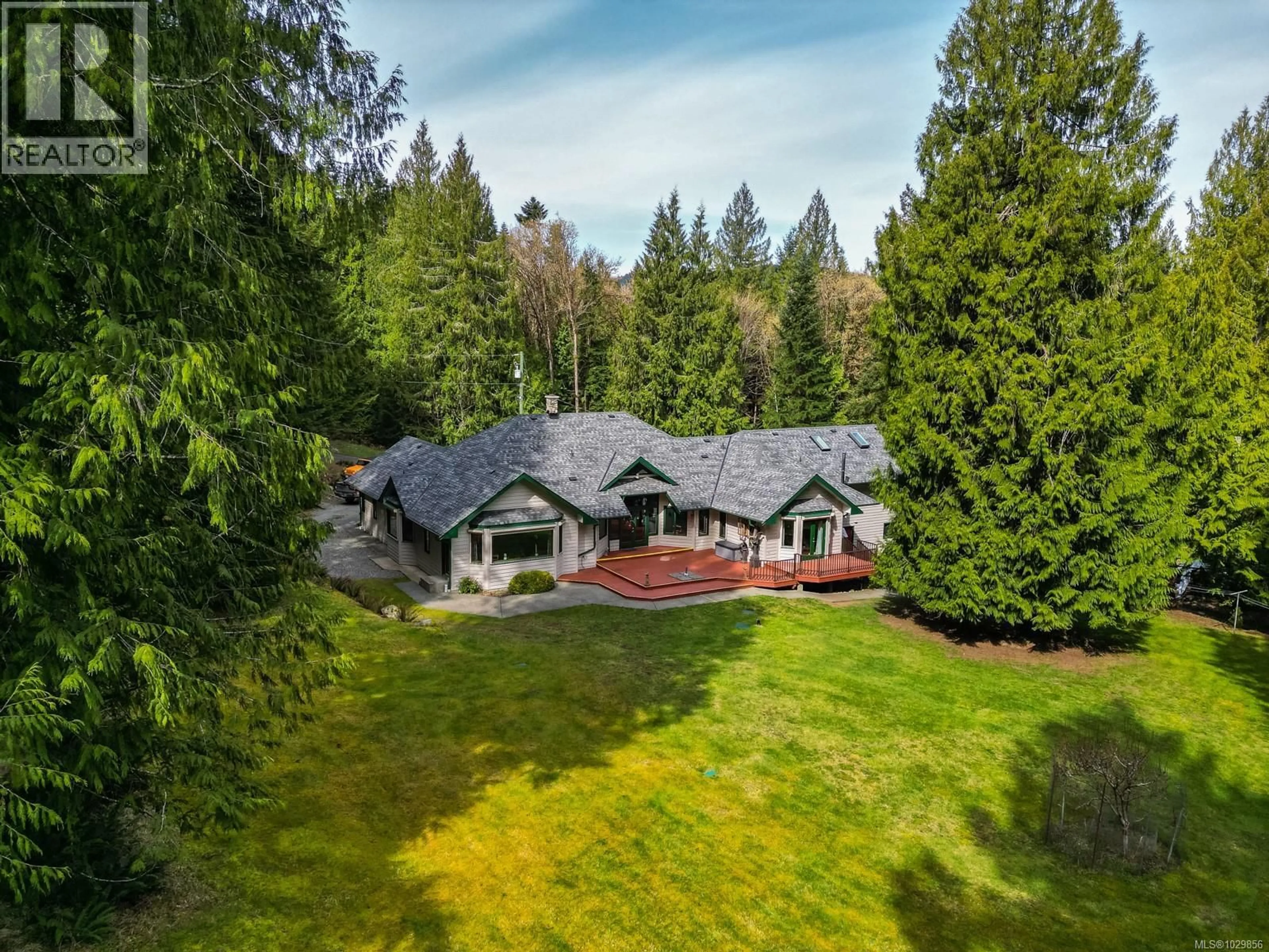 A pic from outside/outdoor area/front of a property/back of a property/a pic from drone, forest/trees view for 3105 CAMERON-TAGGART ROAD, Cobble Hill British Columbia V8H0B6
