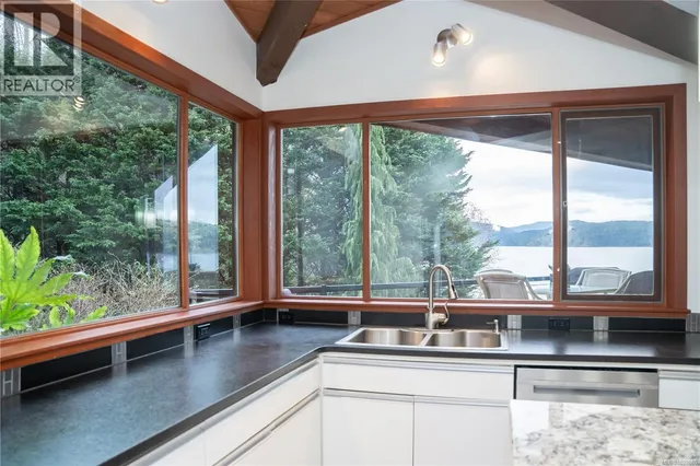 1141 JOYCE ROAD, Cowichan Bay 5