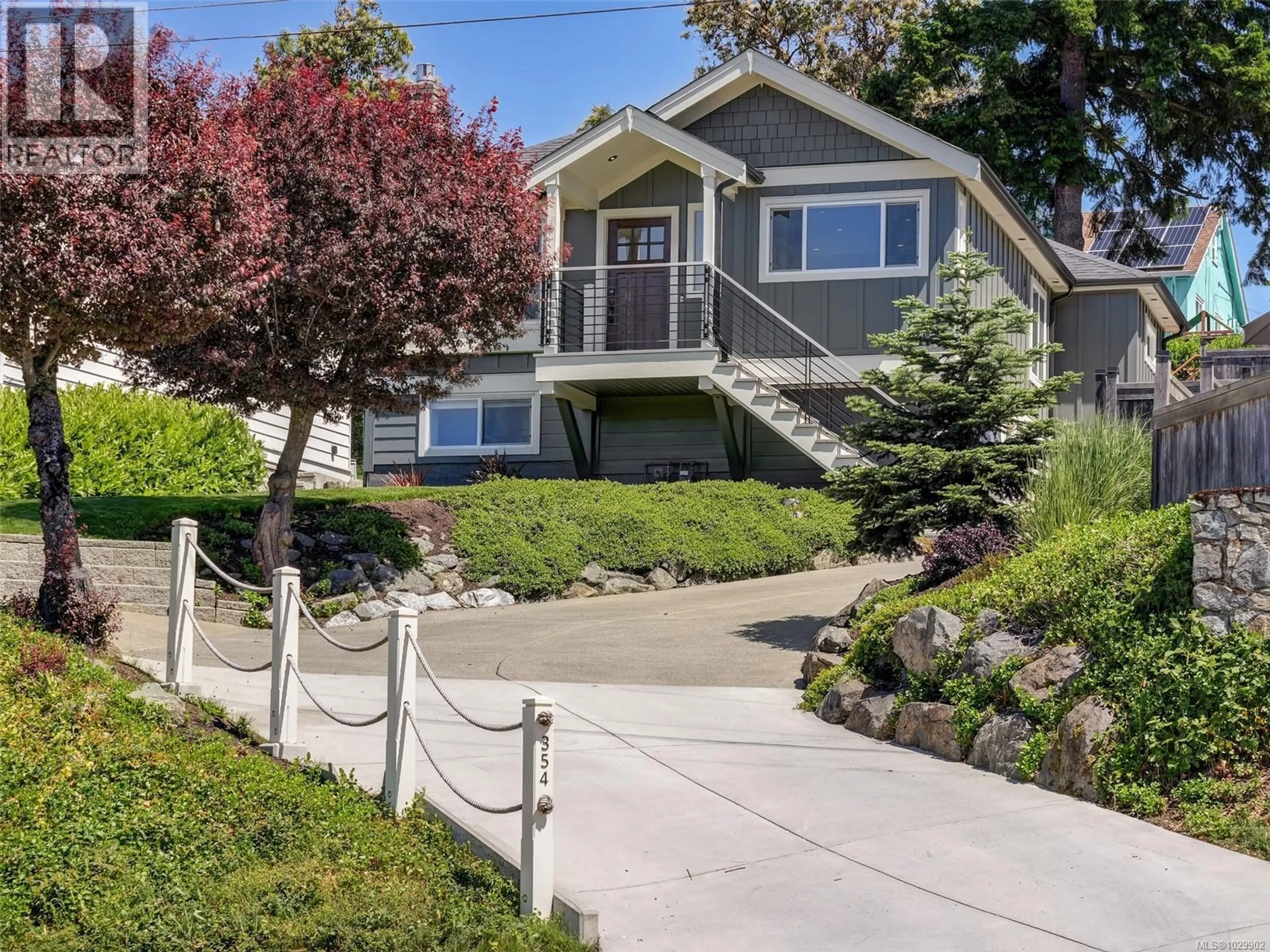 Home with vinyl exterior material, street for 354 GORGE ROAD WEST, Saanich British Columbia V9A1M8