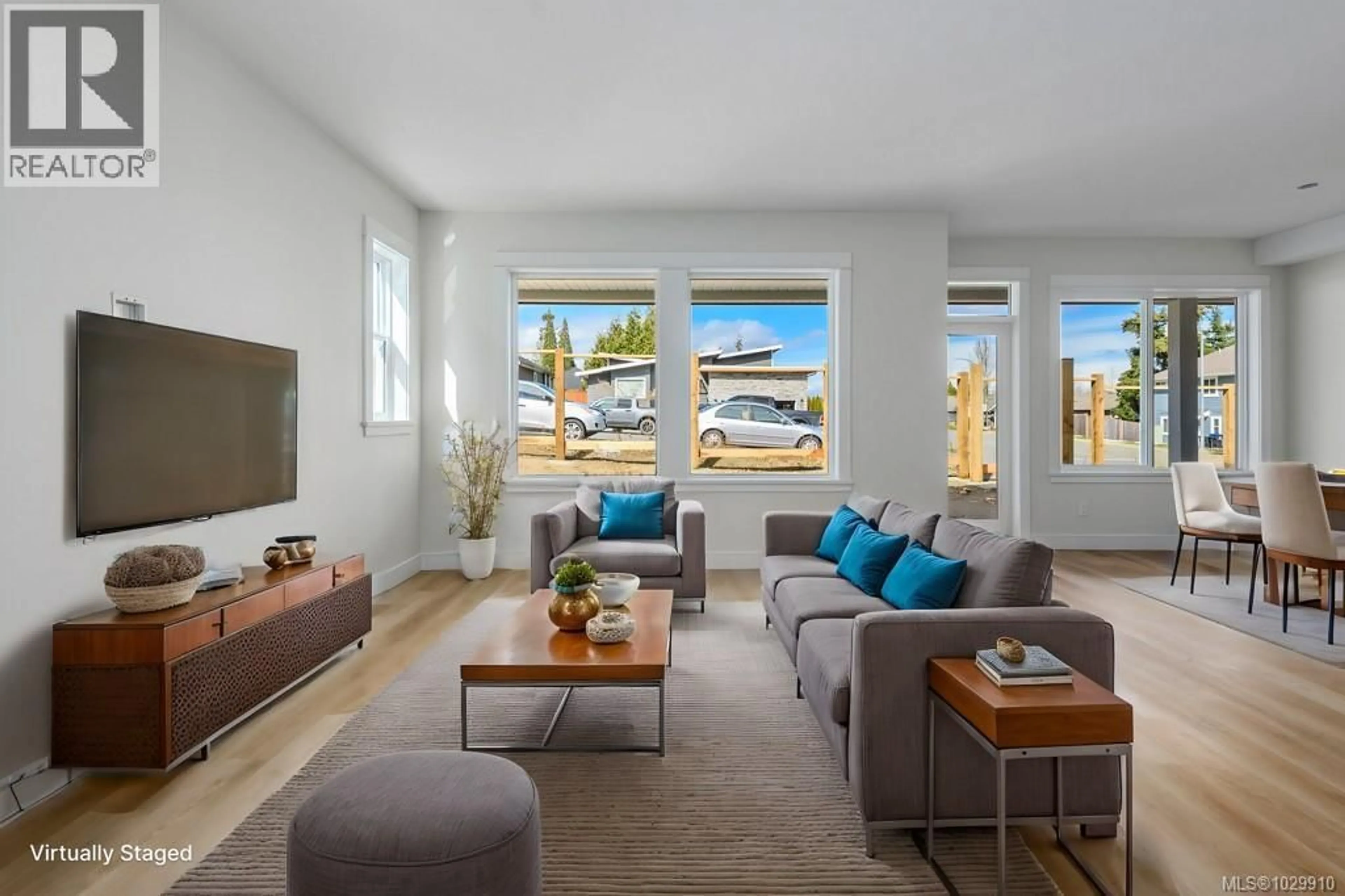 Living room with furniture, unknown for 204 - 2580 BROOKFIELD DRIVE, Courtenay British Columbia V9N0J8