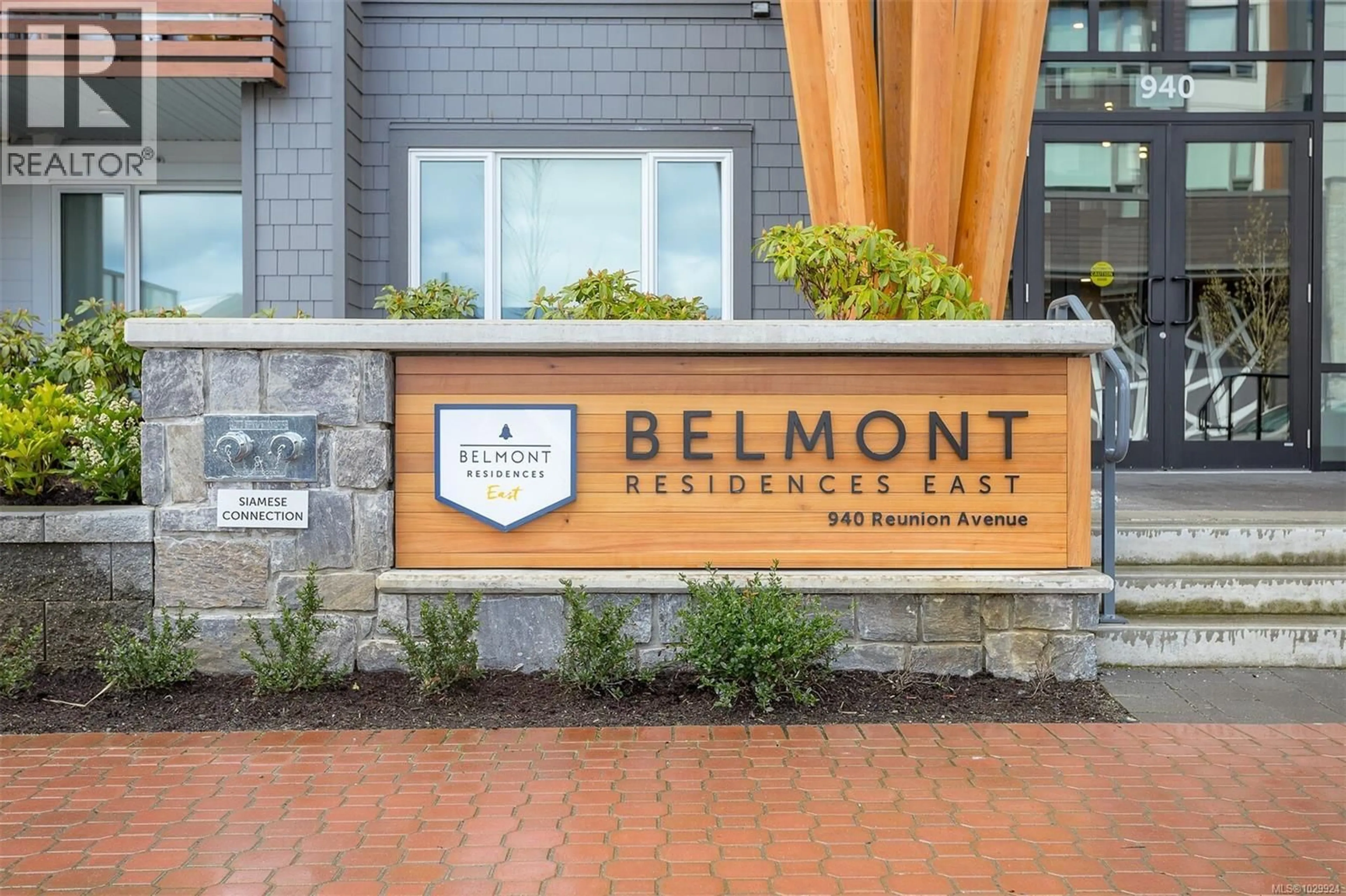 Unknown for 210 - 940 REUNION AVENUE, Langford British Columbia V9B0W6