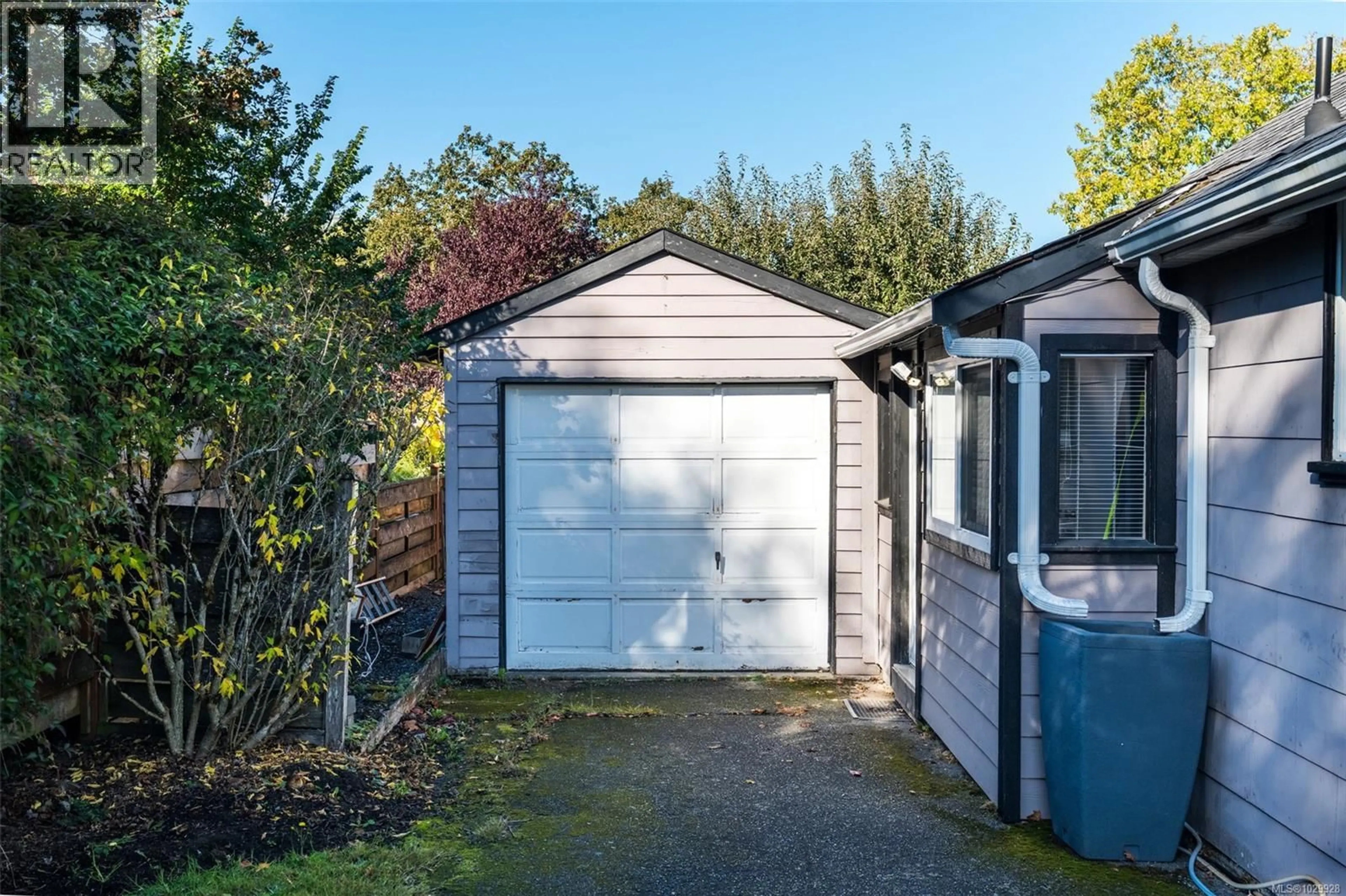 Shed for 2926 COLQUITZ AVENUE, Saanich British Columbia V9A2M3