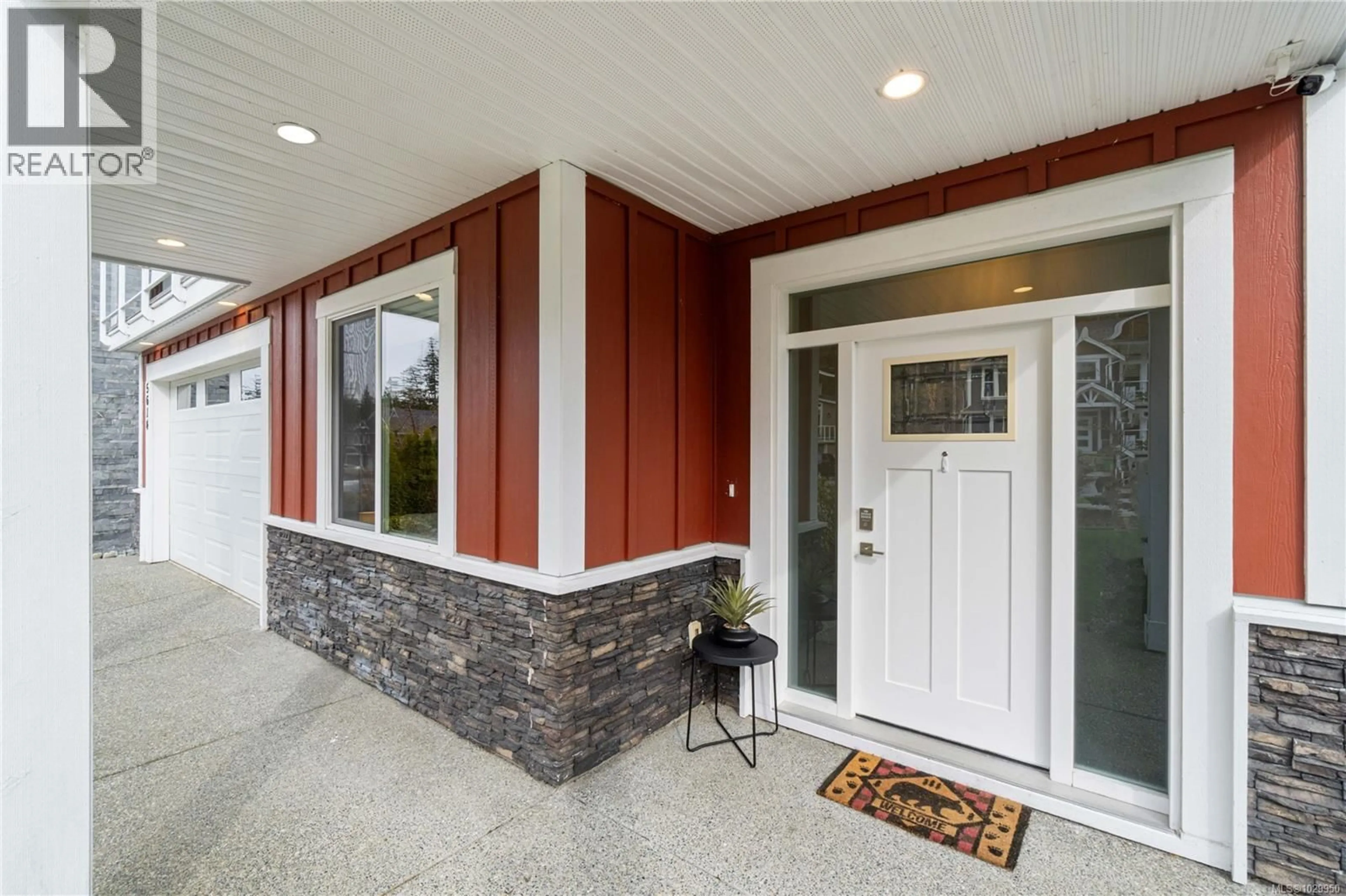 Indoor entryway for 5614 LINLEY VALLEY DRIVE, Nanaimo British Columbia V9T0K1