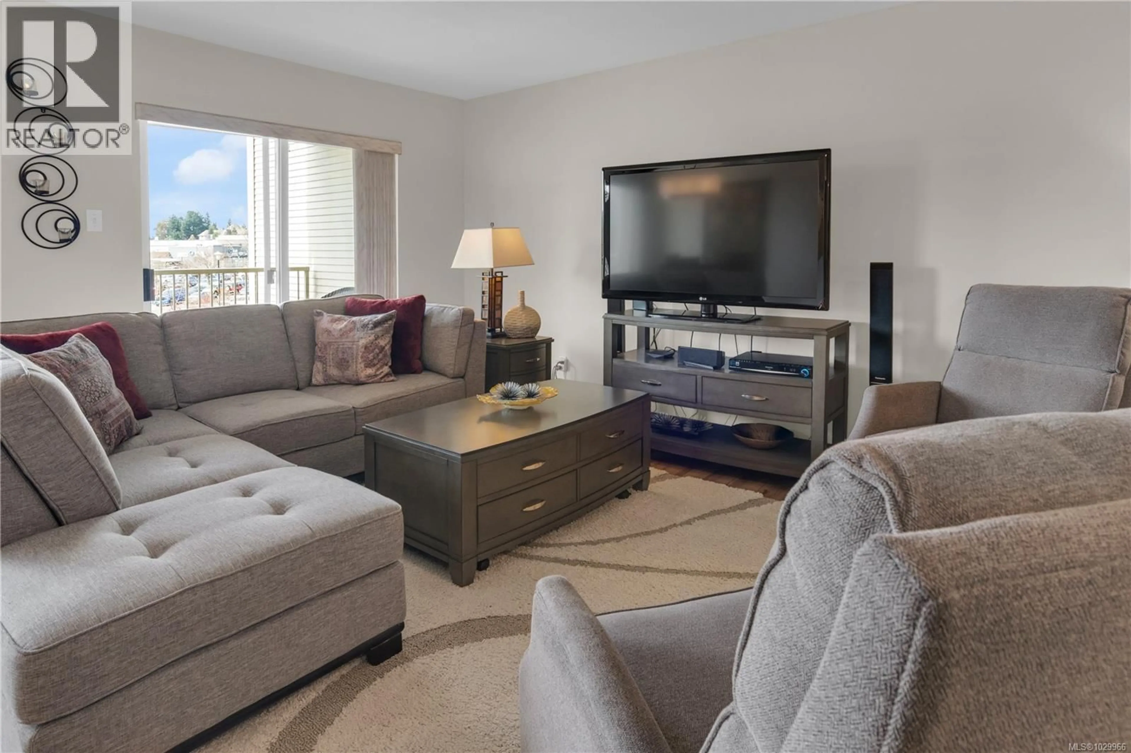 Living room with furniture, unknown for 201 - 4971 SONGBIRD PLACE, Nanaimo British Columbia V9T6L1