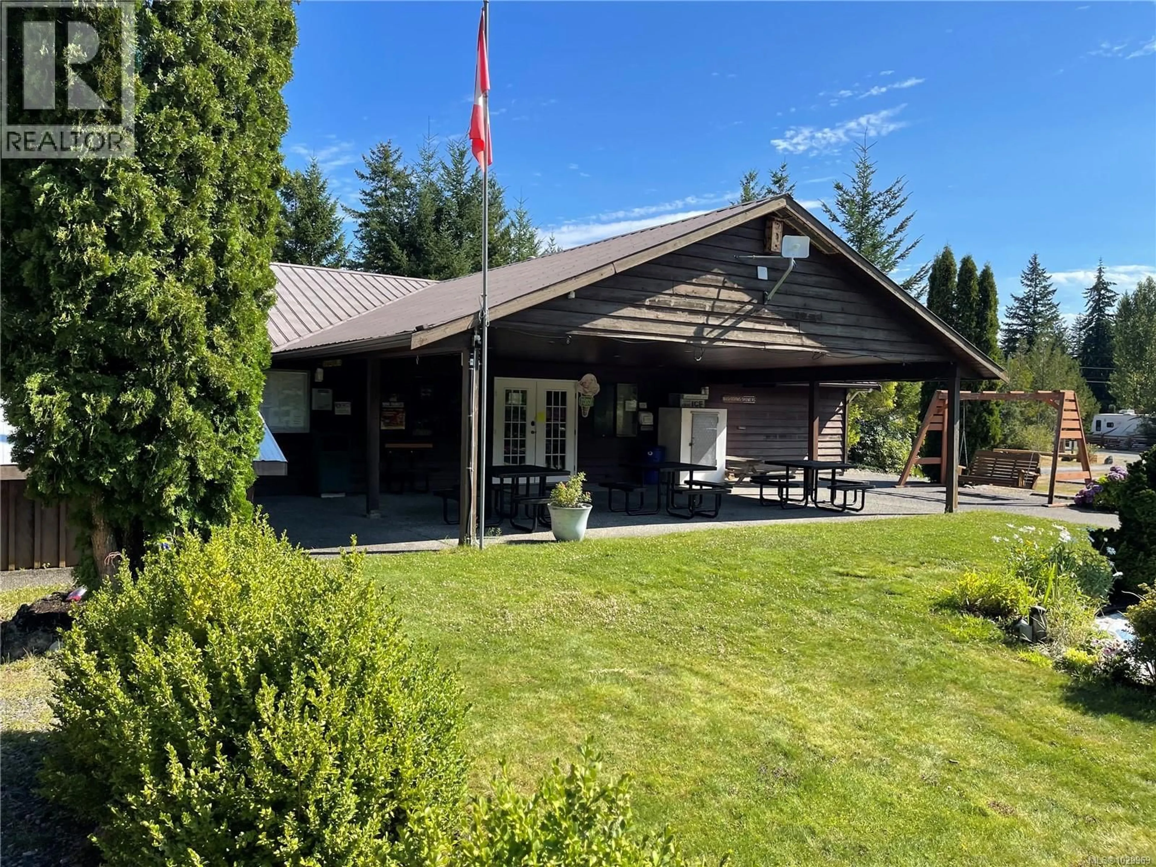Patio, mountain view for C-11 - 2650 TURNBULL ROAD, Bowser British Columbia V0R1G0