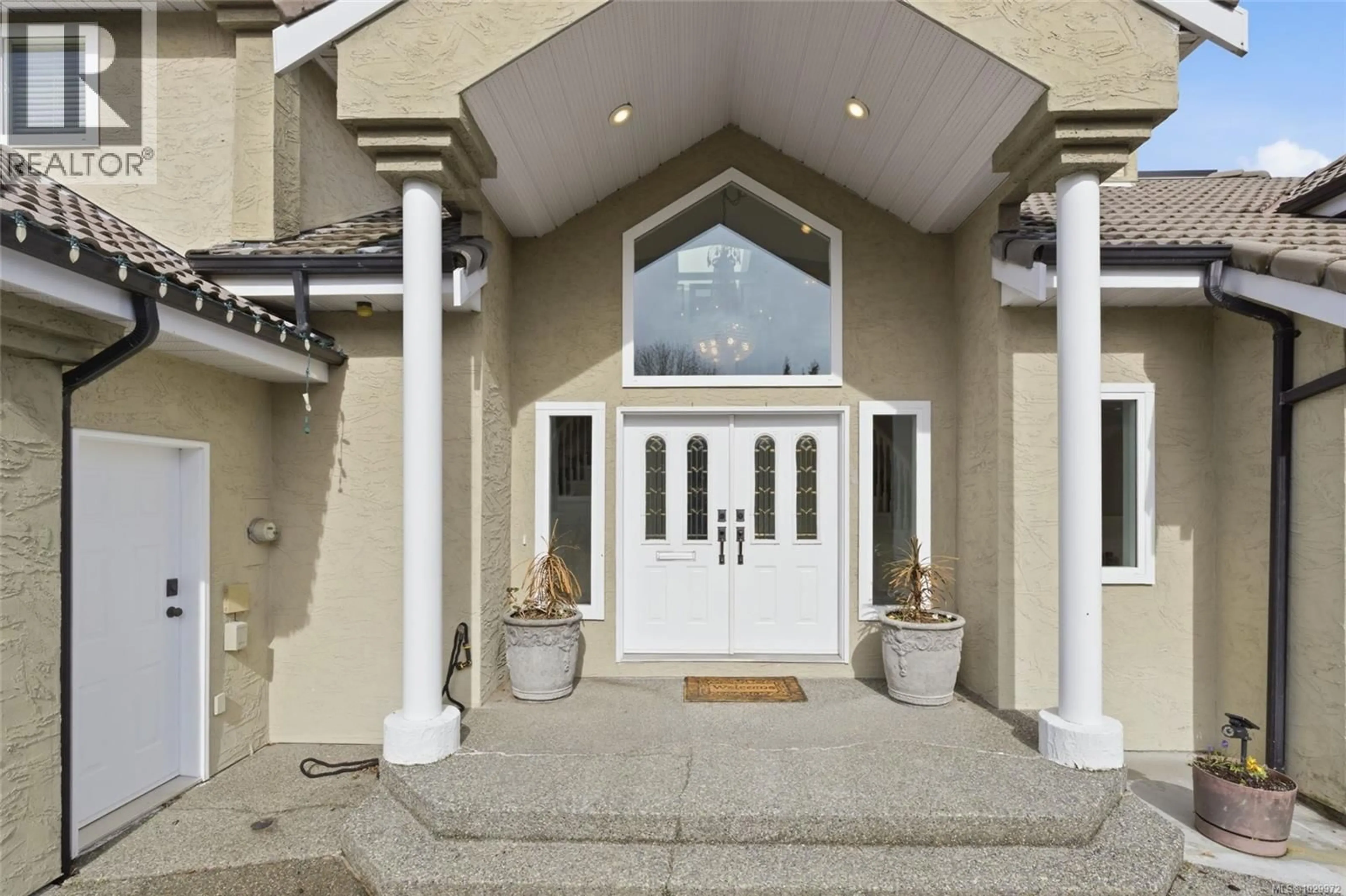 Indoor entryway for 296 CILAIRE DRIVE, Nanaimo British Columbia V9S3E8