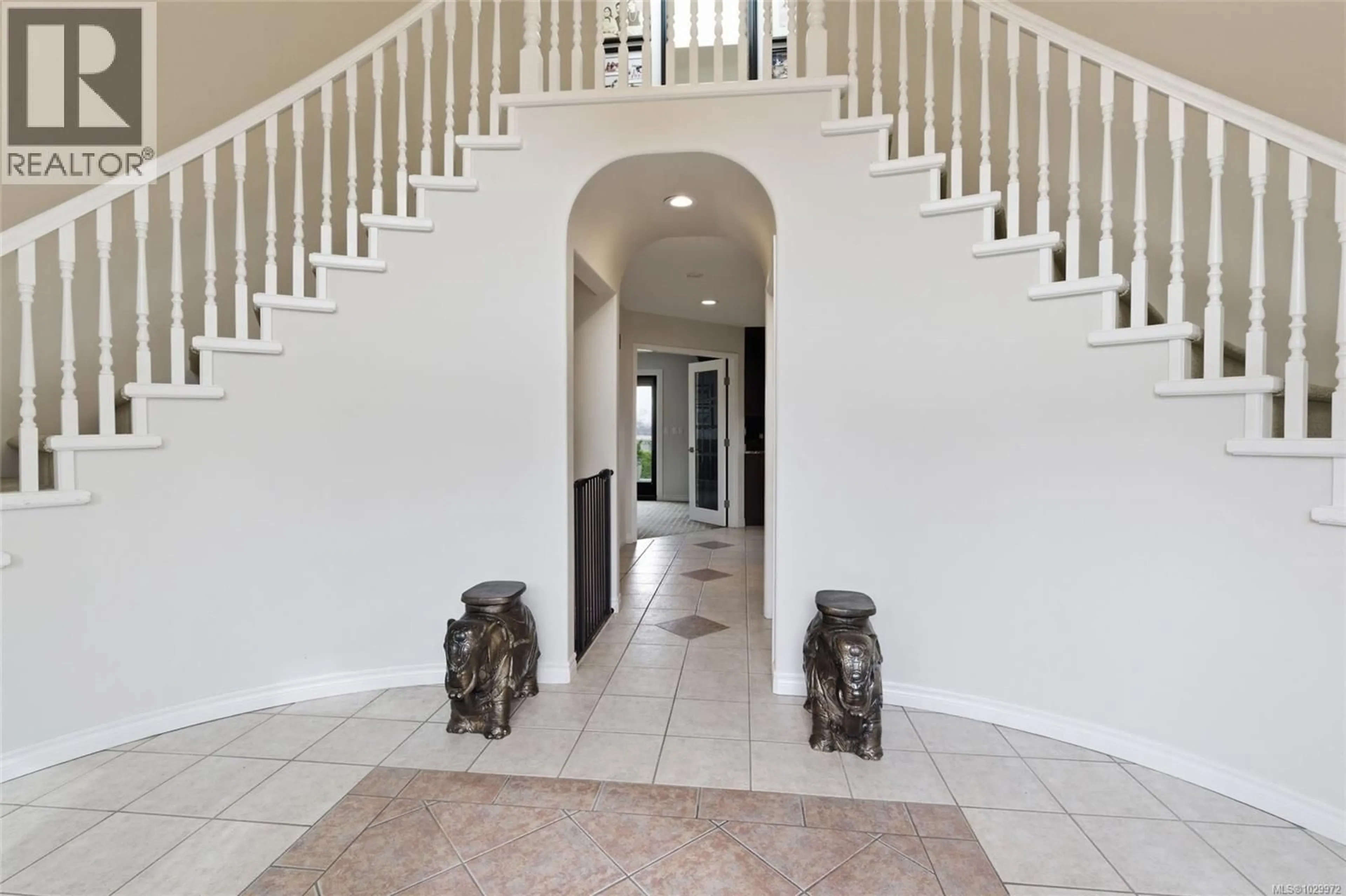 Indoor entryway for 296 CILAIRE DRIVE, Nanaimo British Columbia V9S3E8