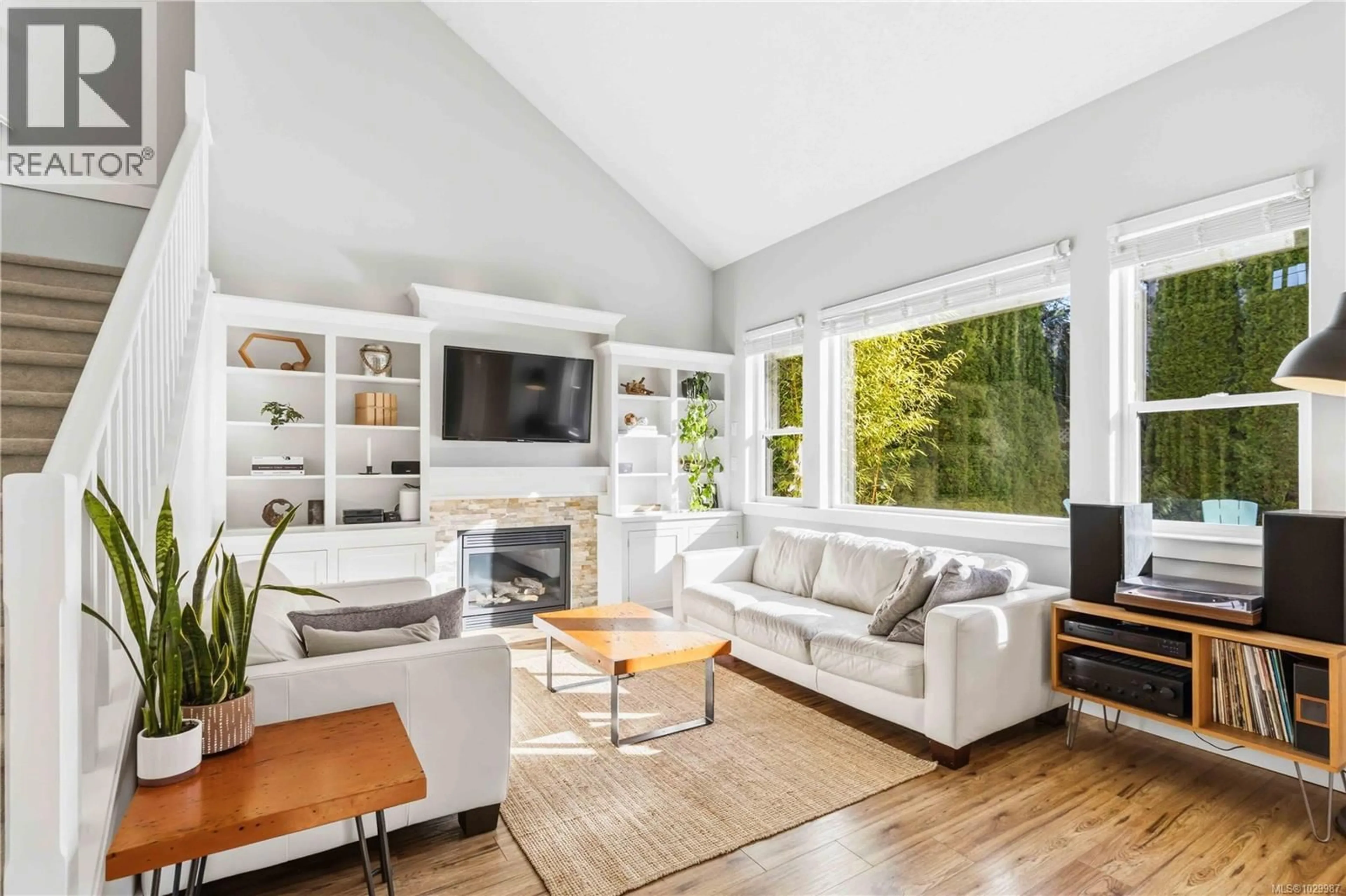 Living room with furniture, unknown for 3692 WILD BERRY BEND, Langford British Columbia V9C4M7