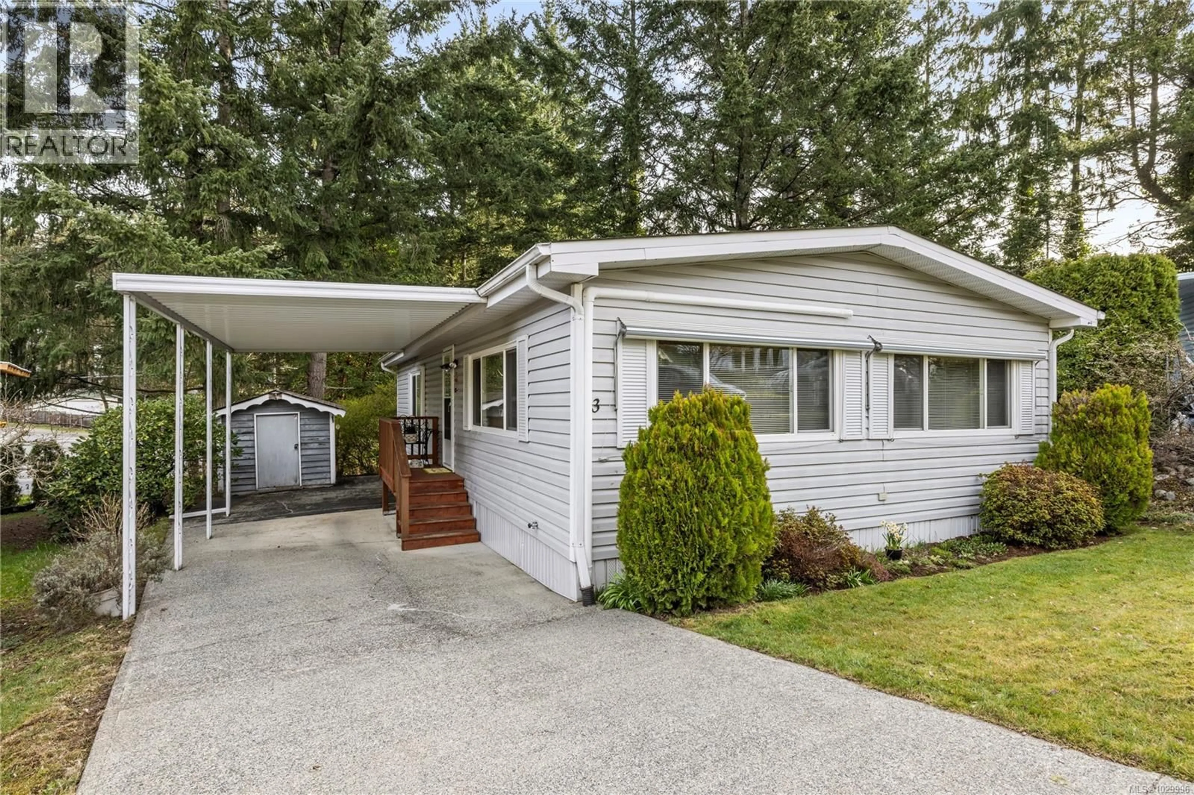 Home with vinyl exterior material, street for 3 - 2501 LABIEUX ROAD, Nanaimo British Columbia V9T5A6