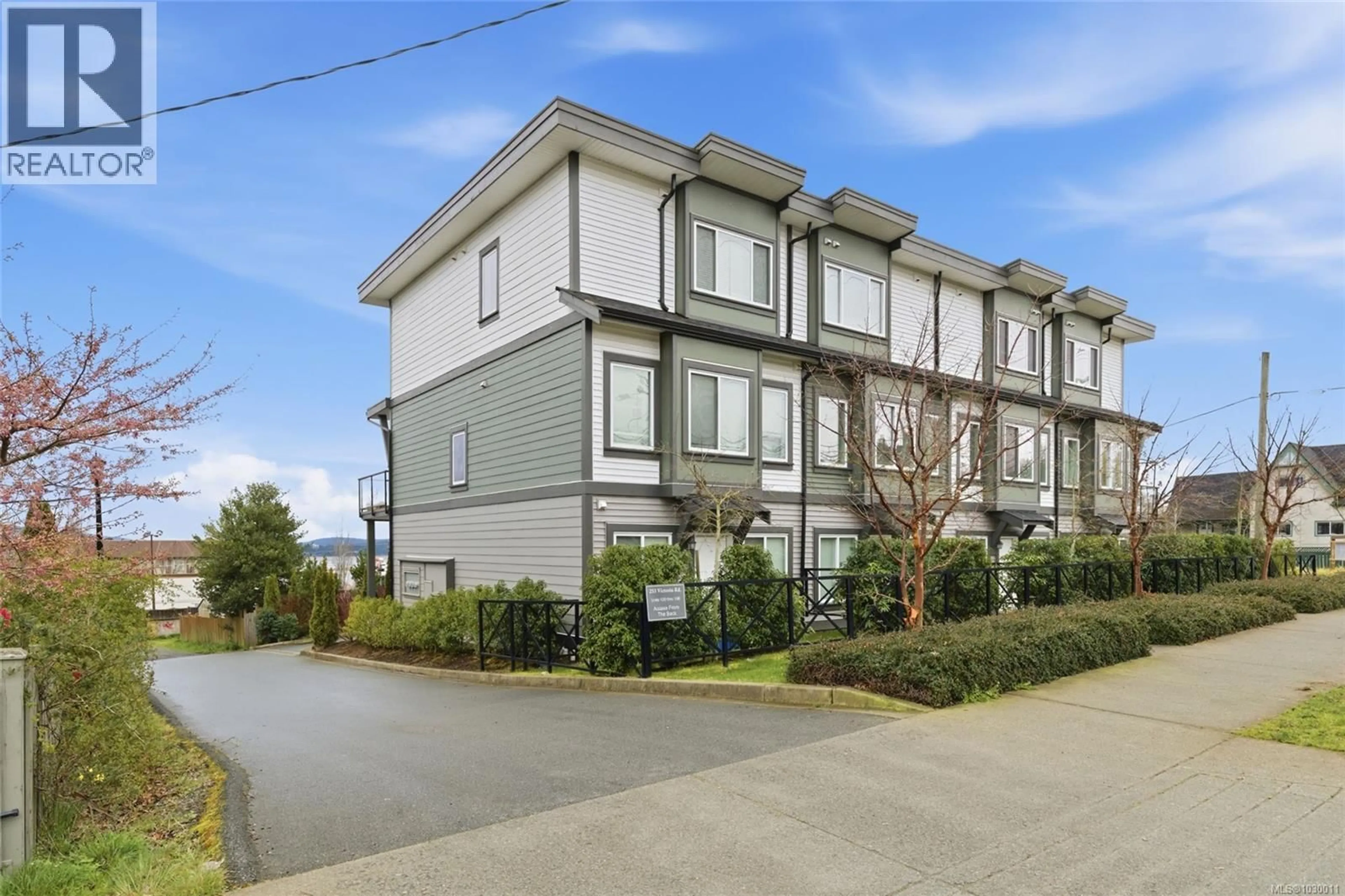 Unknown for 100 - 253 VICTORIA ROAD, Nanaimo British Columbia V9R4P8