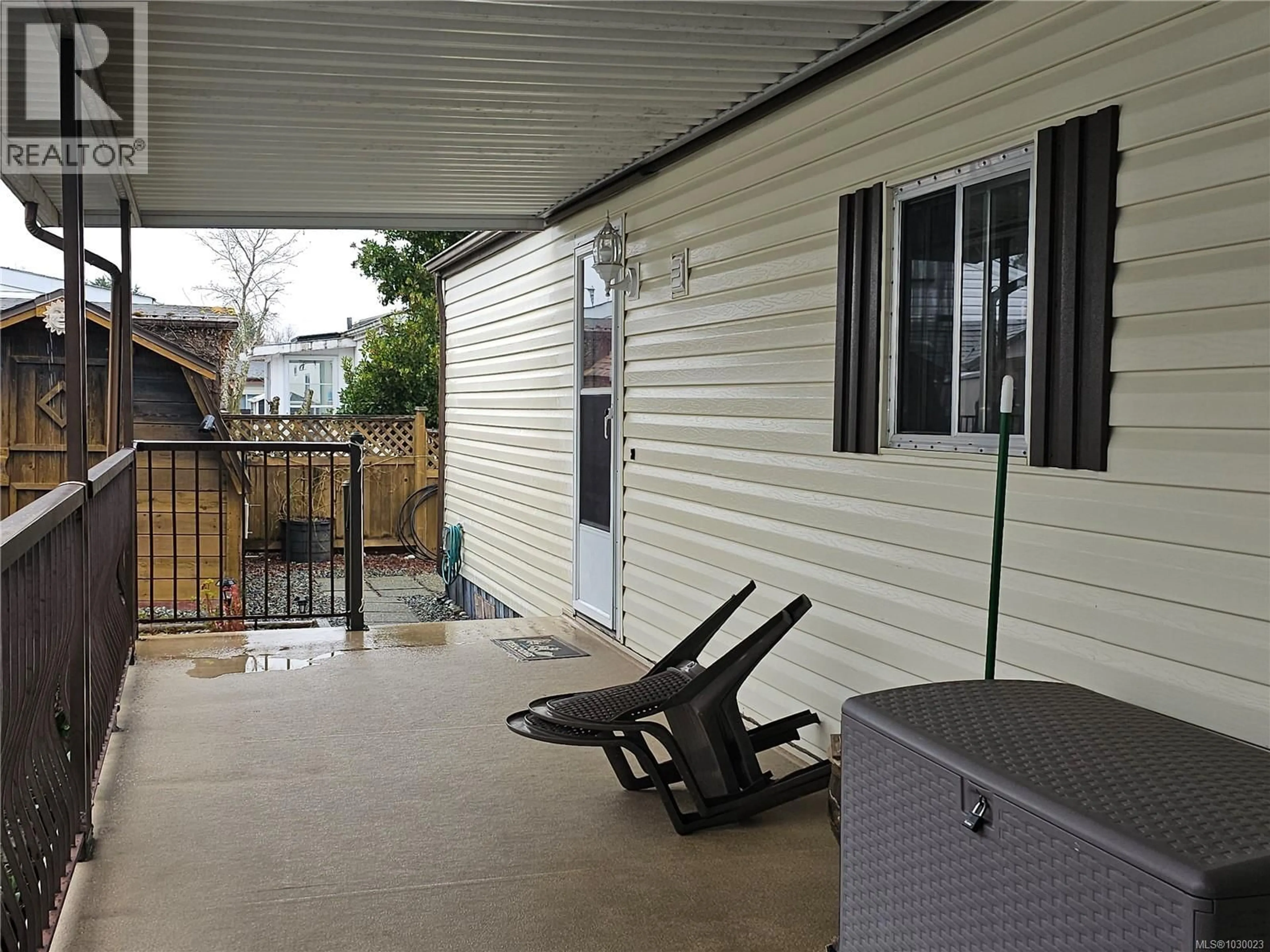 Patio, street for 108 - 17 CHIEF ROBERT SAM LANE, View Royal British Columbia V9A4K2