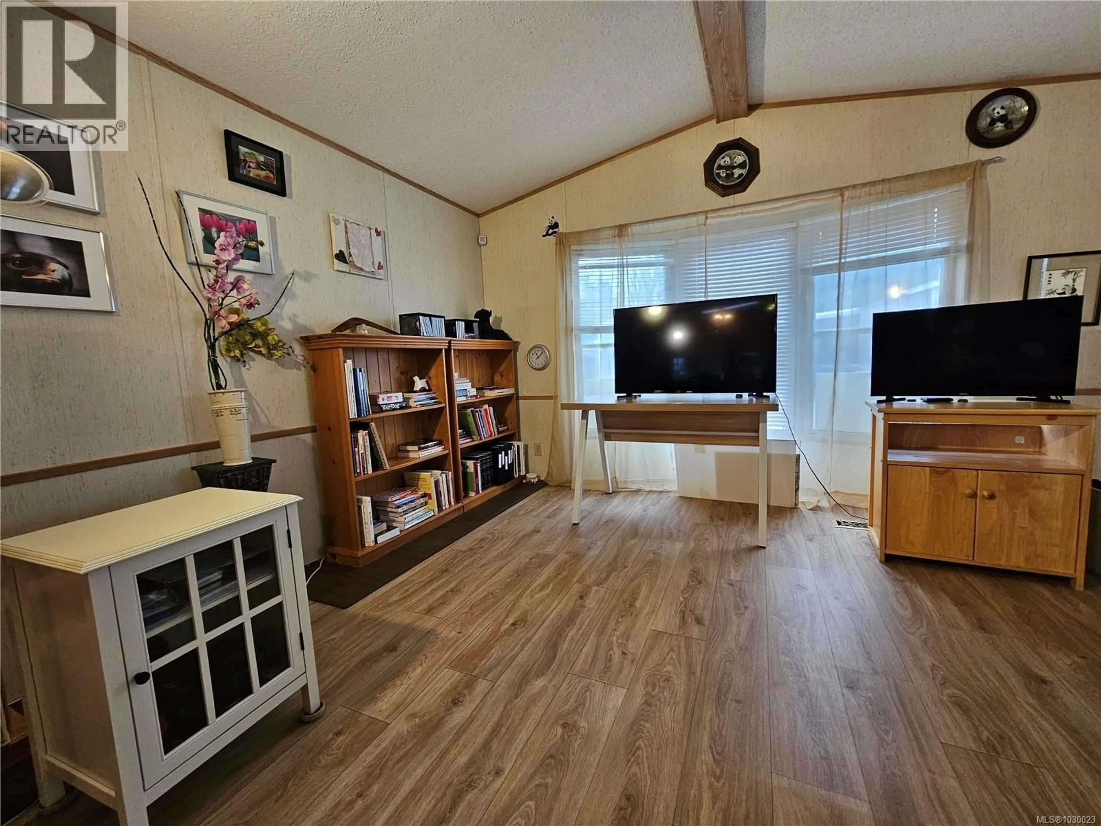 A pic of a room for 108 - 17 CHIEF ROBERT SAM LANE, View Royal British Columbia V9A4K2