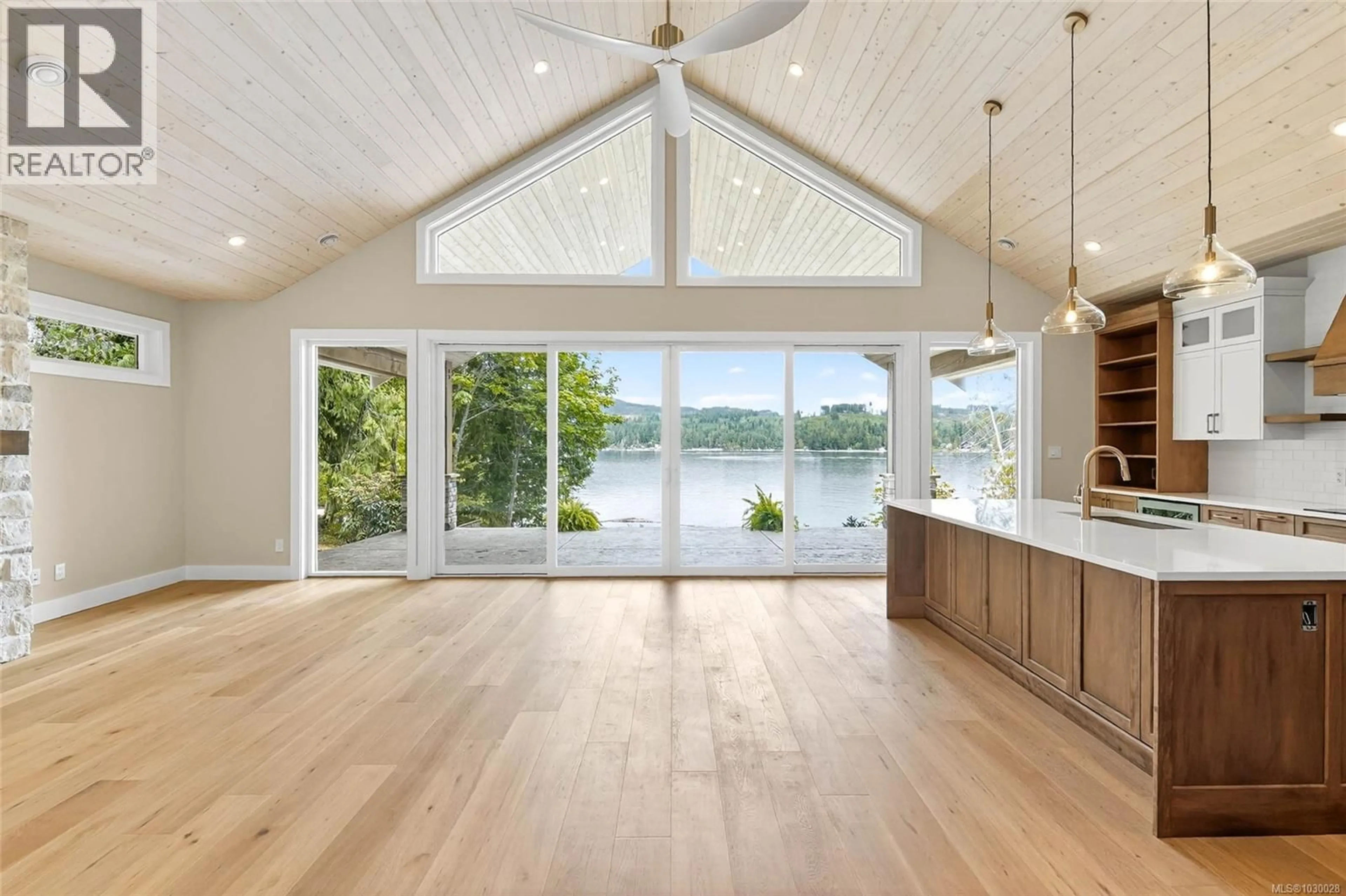 Open concept kitchen, wood/laminate floor for 10089 BLOWER ROAD, Port Alberni British Columbia V9Y9B2