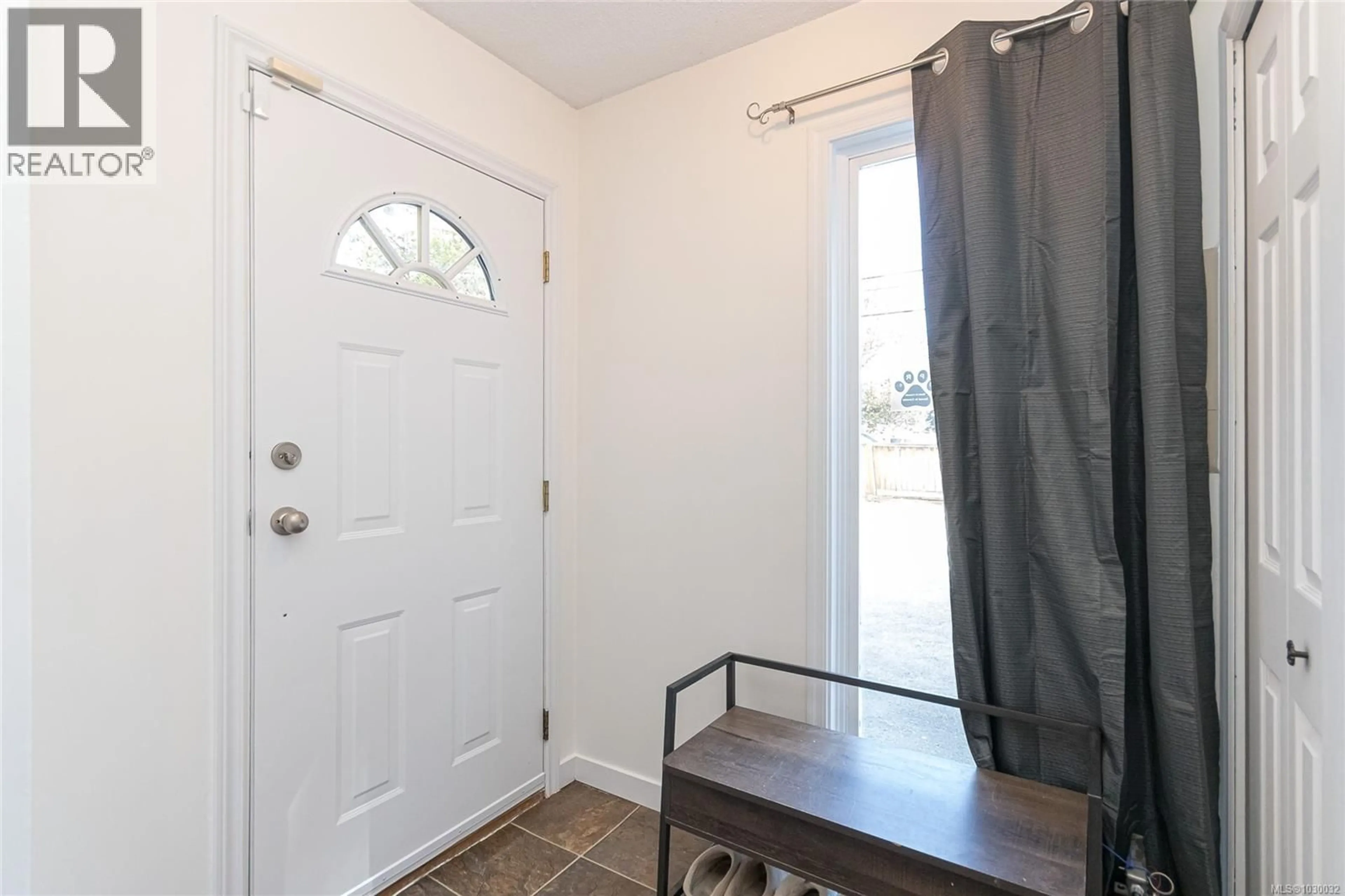 Indoor entryway for 2834 SOOKE ROAD, Langford British Columbia V9B4J9