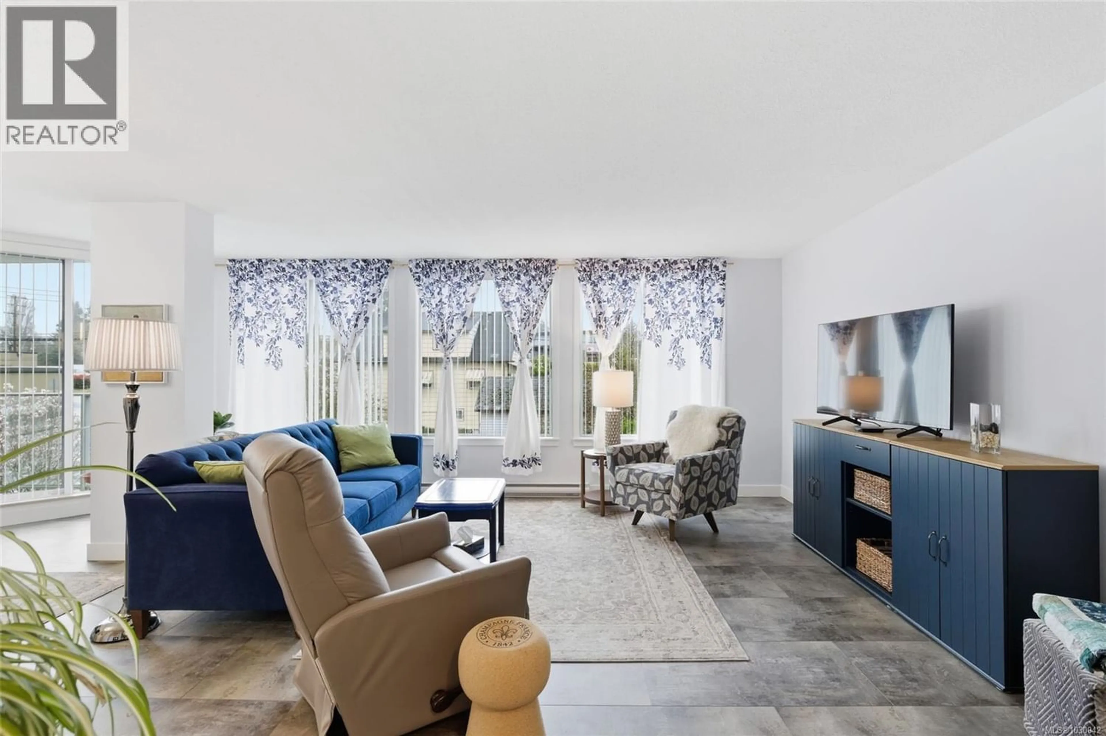 Unknown for 302 - 220 TOWNSITE ROAD, Nanaimo British Columbia V9S5K1