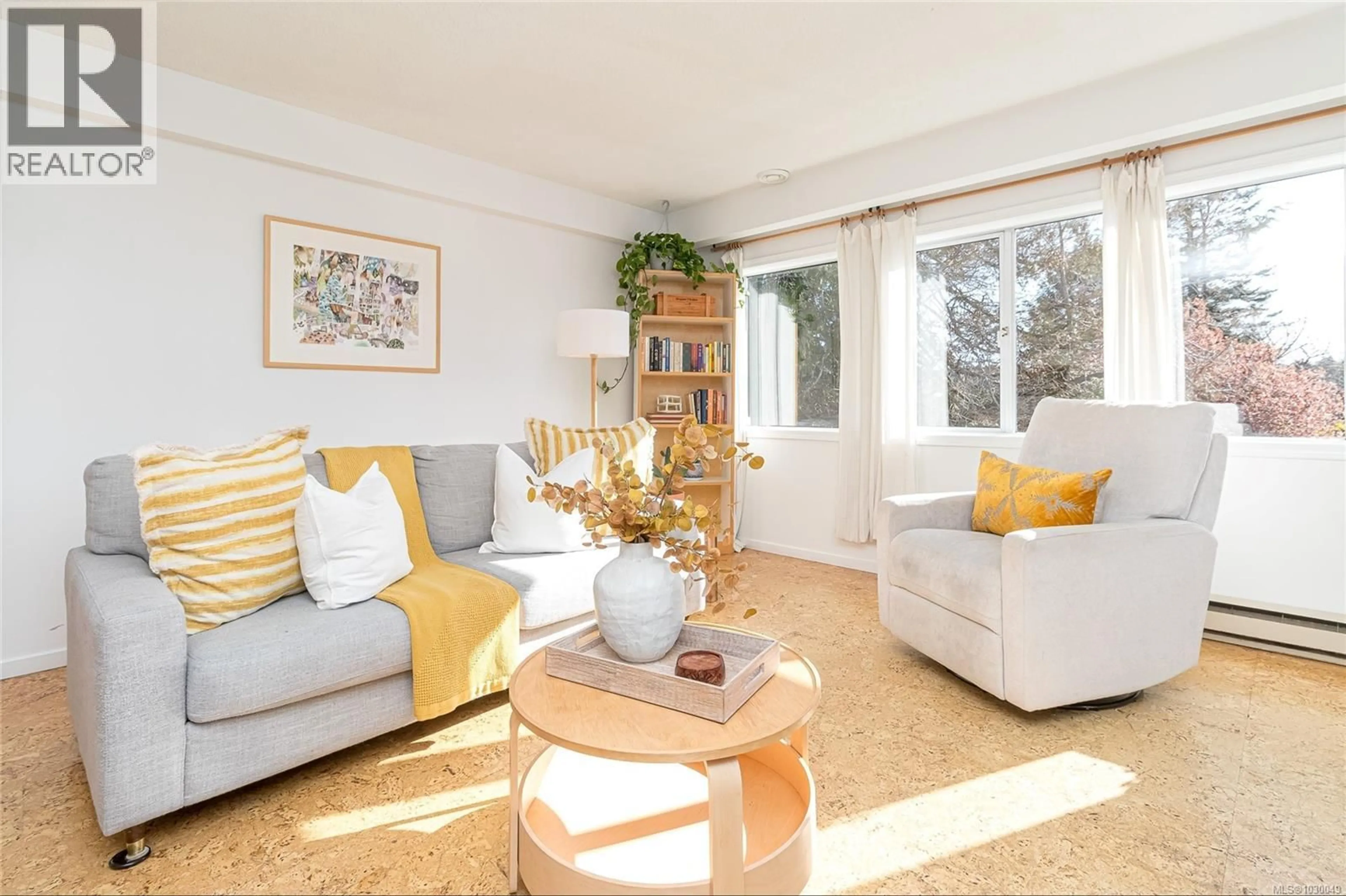 Living room with furniture, unknown for 5 - 313 COOK STREET, Victoria British Columbia V8V3X5