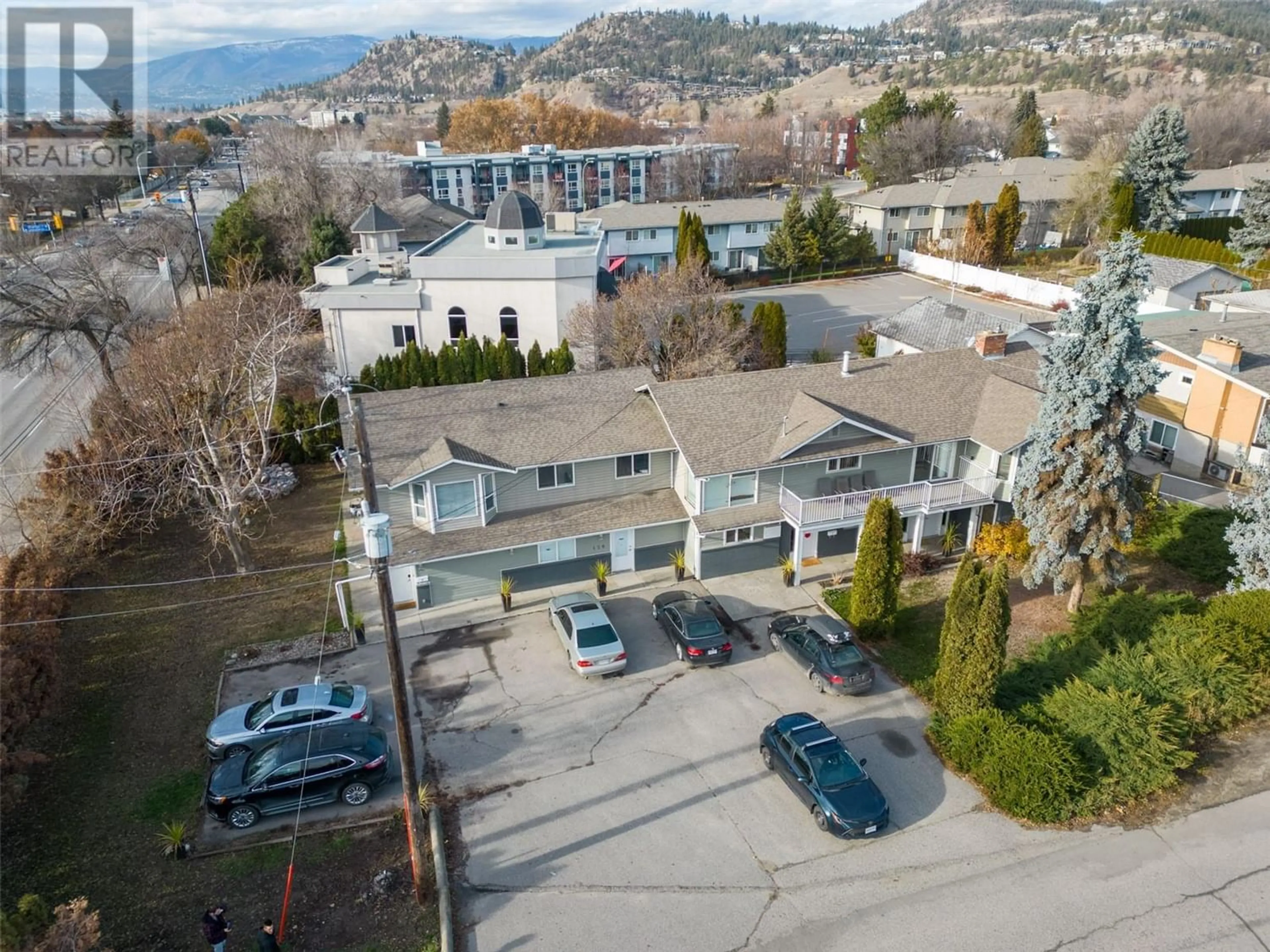A pic from exterior of the house or condo for 120 Homer Road, Kelowna British Columbia V1X3Z5