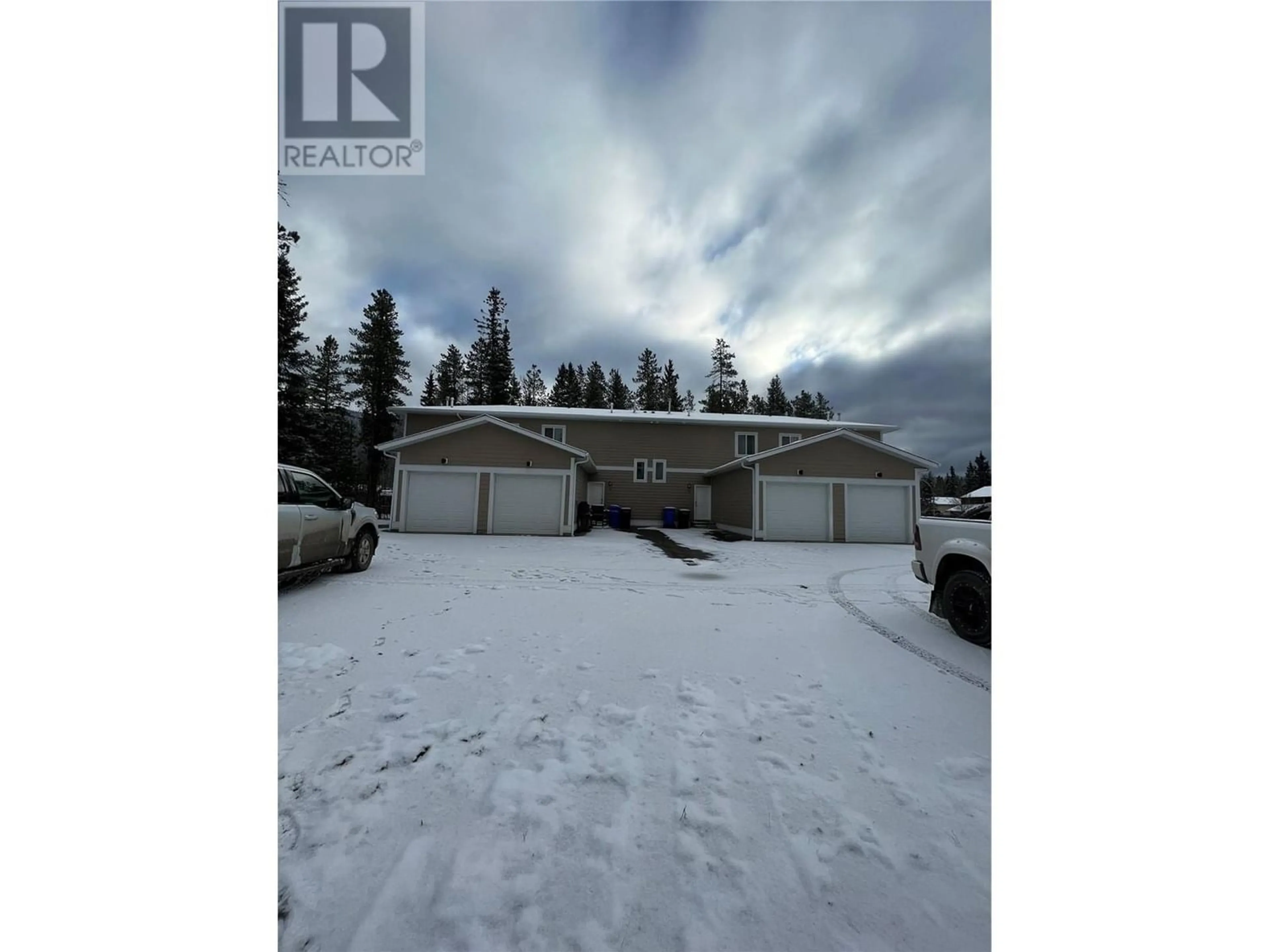 Outside view for 417 WILLOW Drive Unit# 1-4, Tumbler Ridge British Columbia V0C2W0