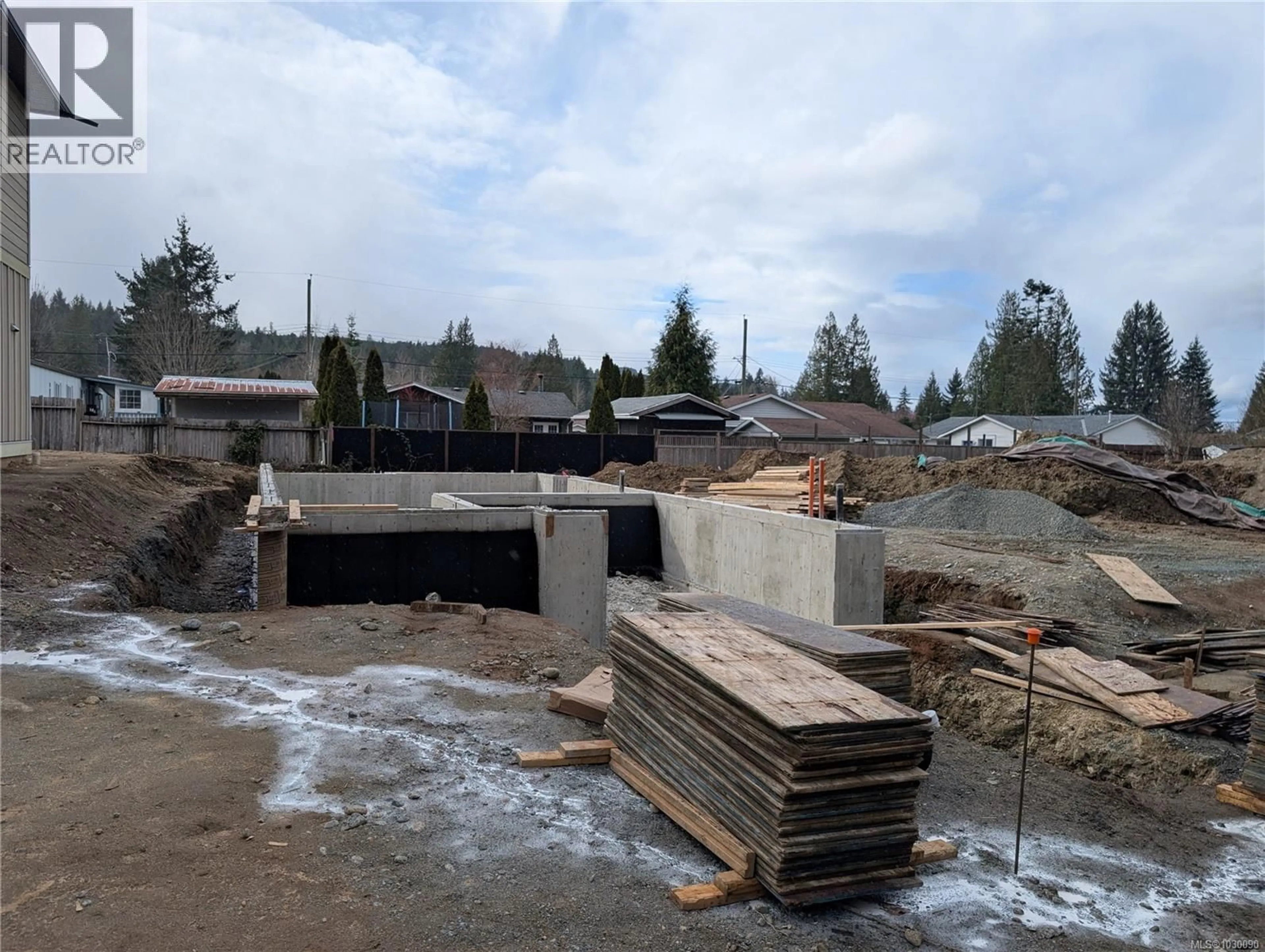 A pic of a room for 1348 MCKINLEY ROAD, Ladysmith British Columbia V9G1R2