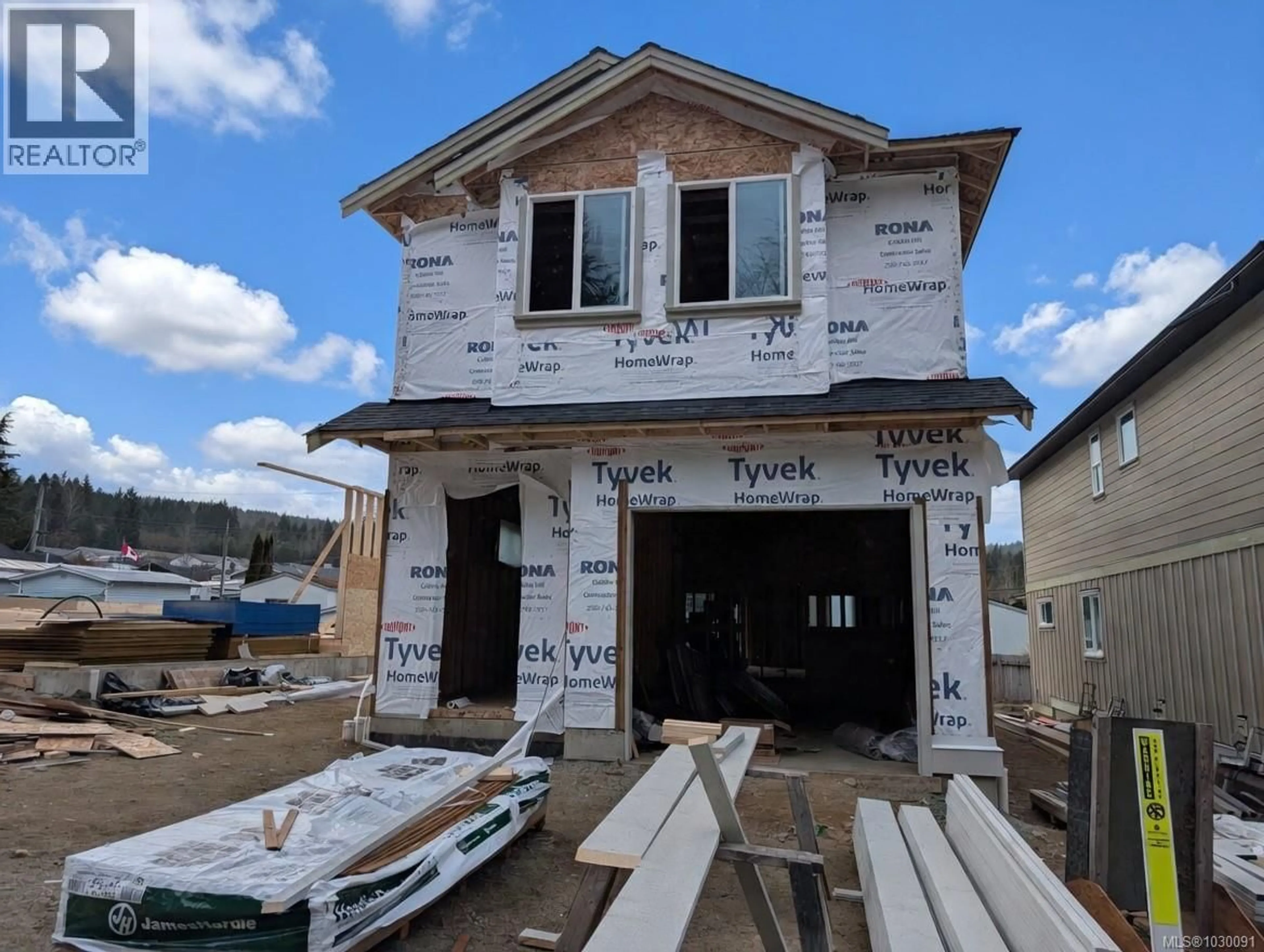 Home with vinyl exterior material, building for 1336 MCKINLEY ROAD, Ladysmith British Columbia V9G1R2