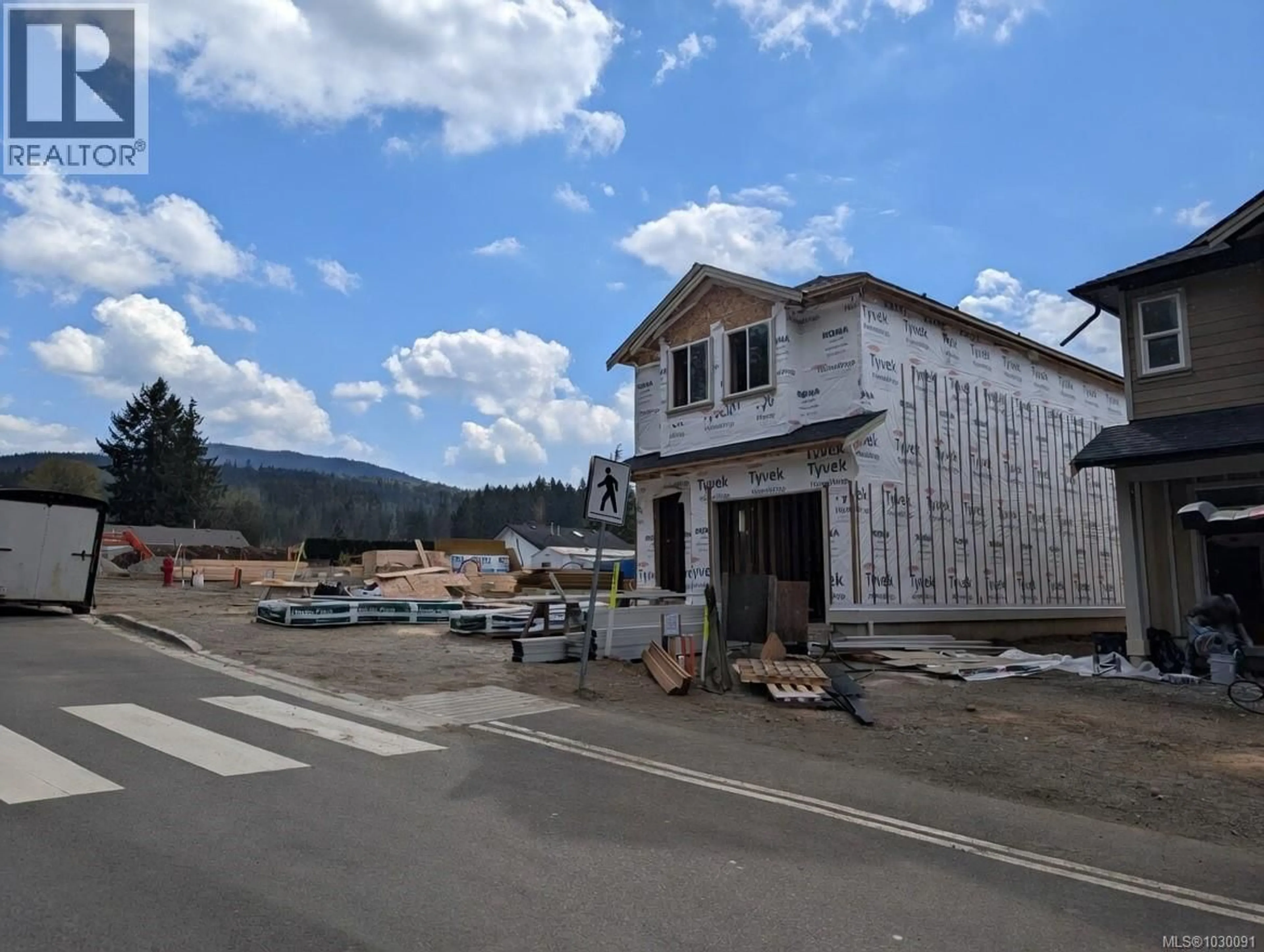 Unknown for 1336 MCKINLEY ROAD, Ladysmith British Columbia V9G1R2