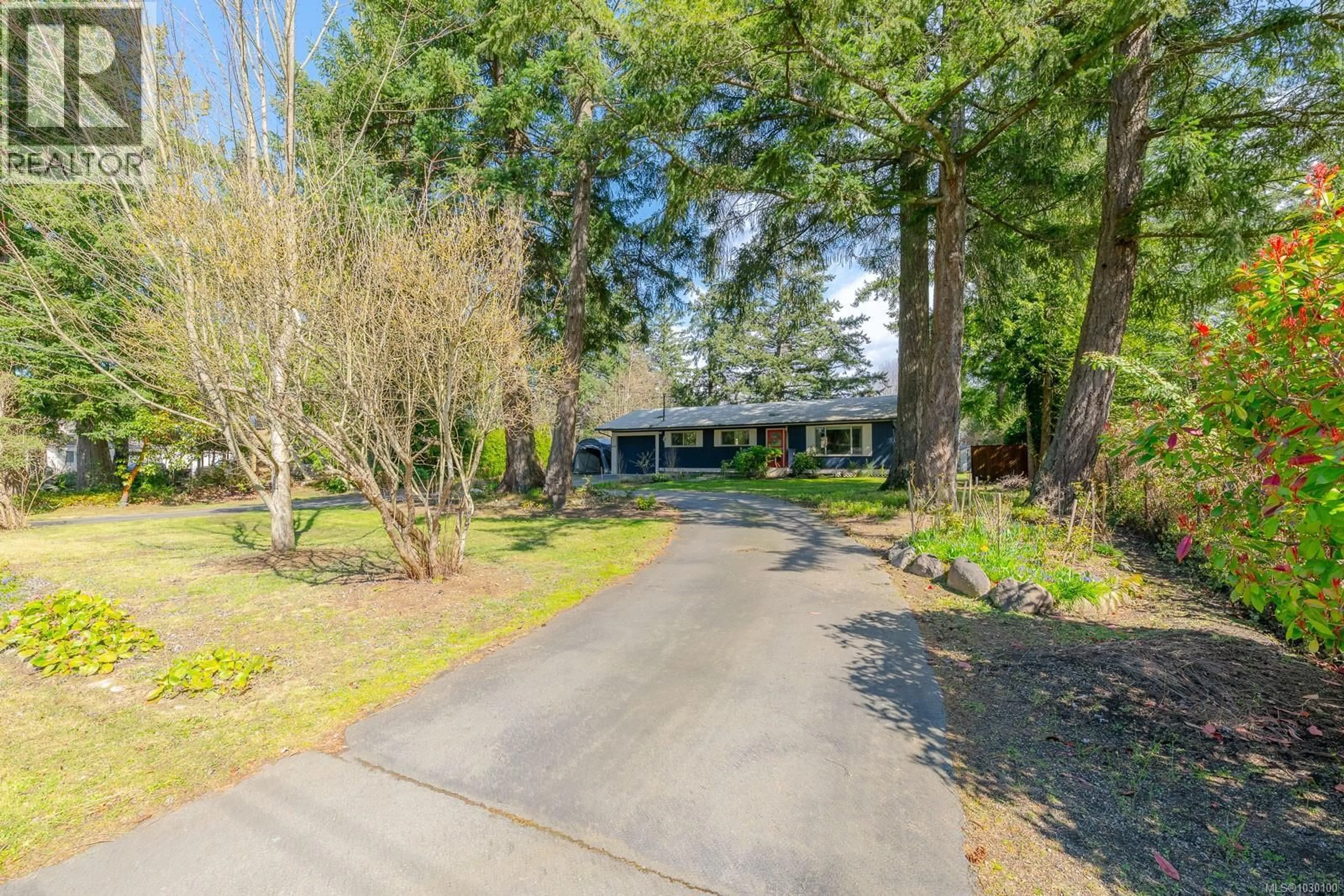A pic from outside/outdoor area/front of a property/back of a property/a pic from drone, street for 5224 SHERBOURNE DRIVE, Nanaimo British Columbia V9T2J8