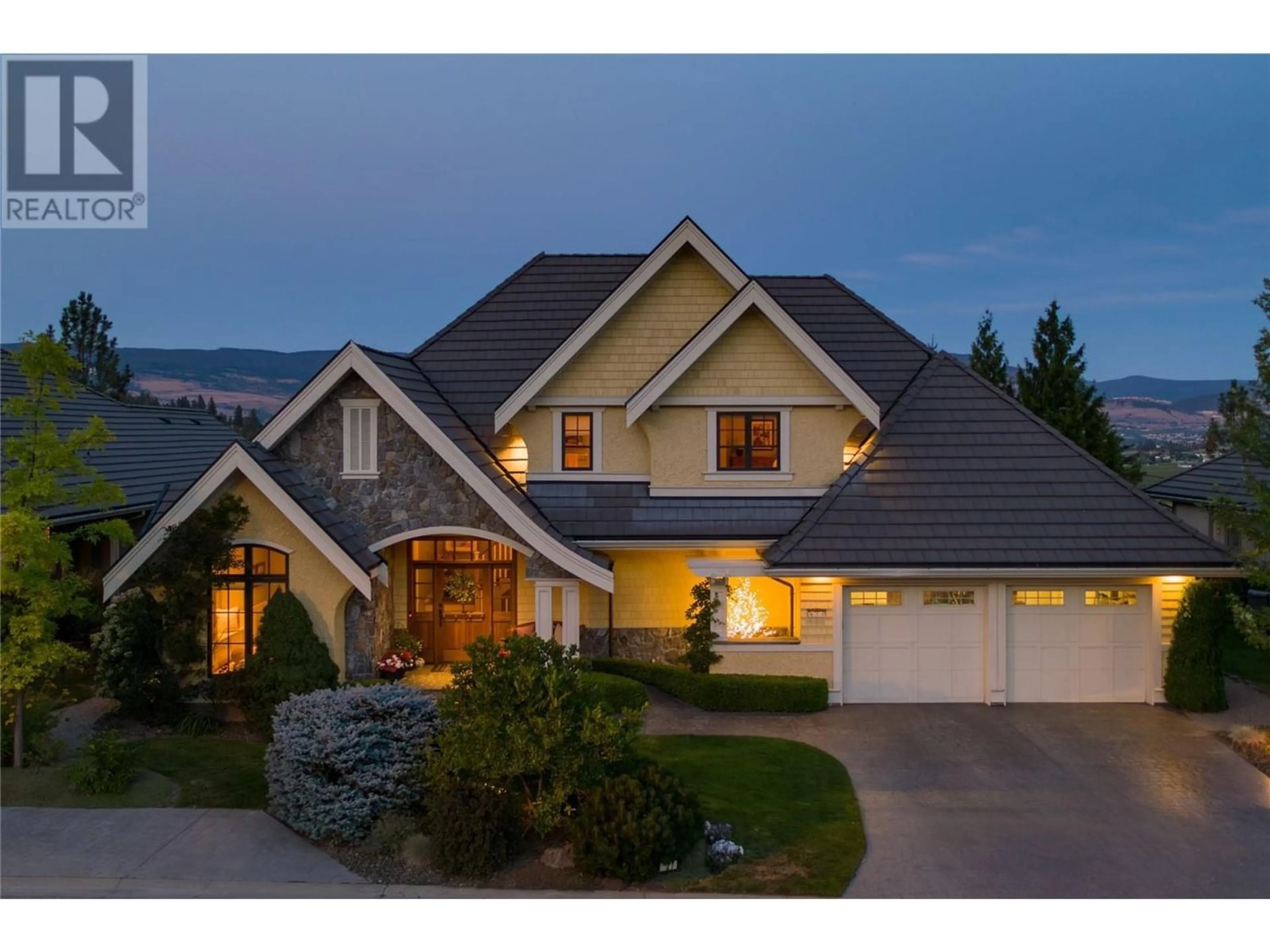 Frontside or backside of a home for 427 Long Ridge Drive, Kelowna British Columbia V1V2R9