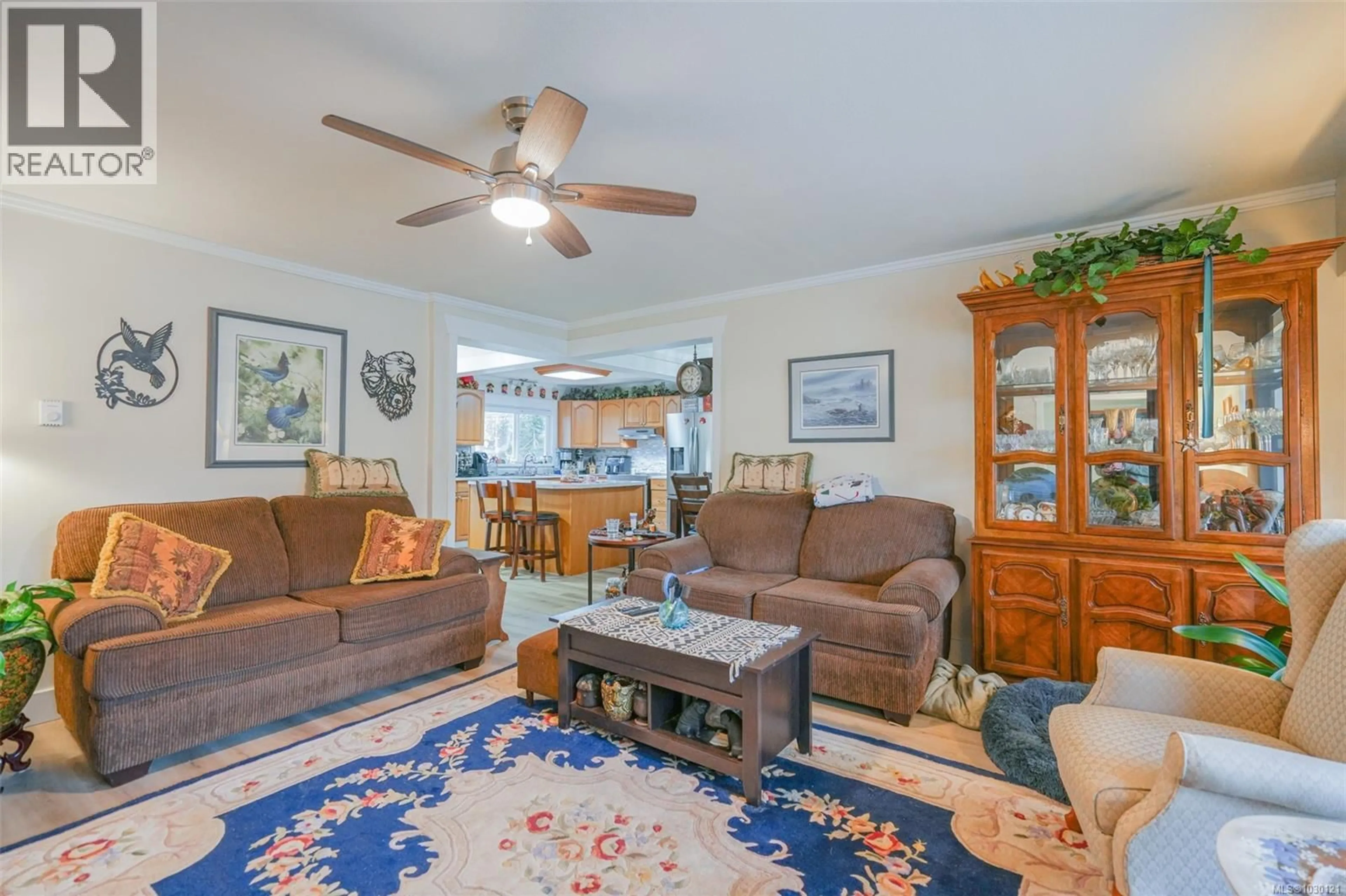 Living room with furniture, unknown for 3984 MARPOLE STREET, Port Alberni British Columbia V9Y6E2