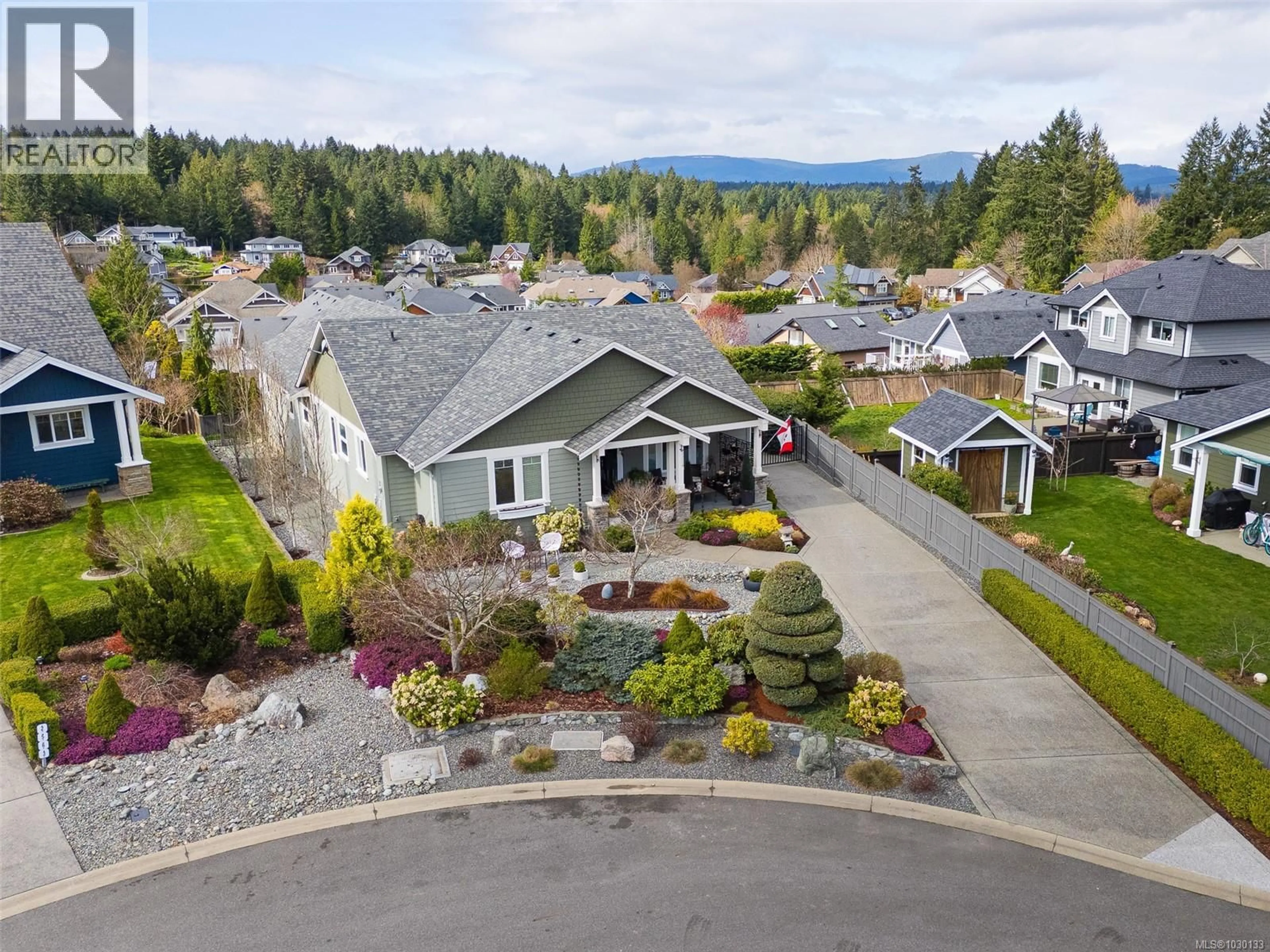 A pic from outside/outdoor area/front of a property/back of a property/a pic from drone, mountain view for 2565 FAULKNER PLACE, Mill Bay British Columbia V0R2P1