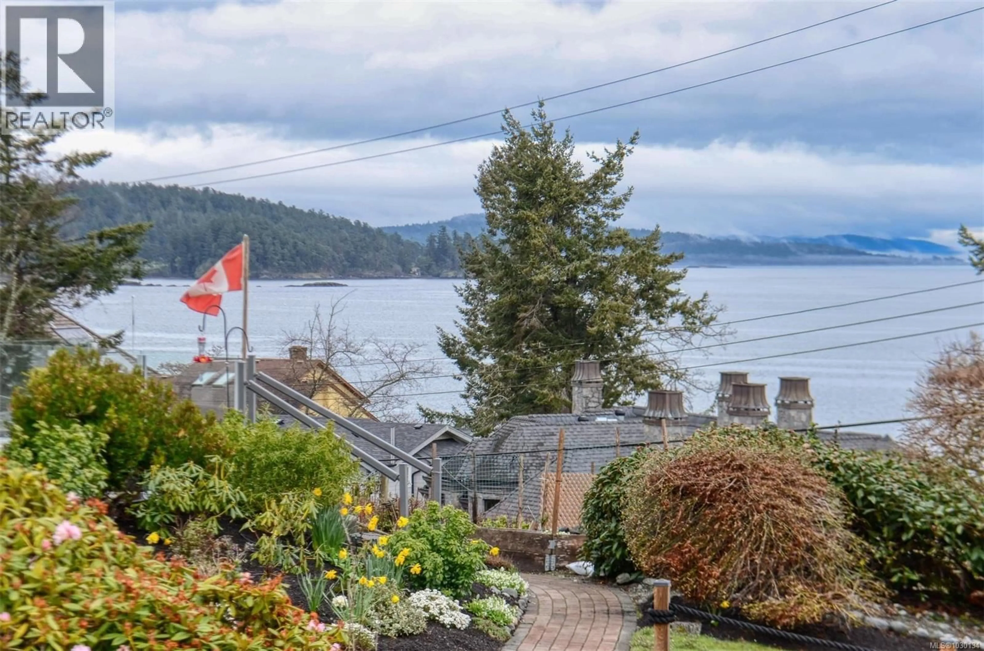 Patio, water/lake/river/ocean view for 10502 JOCELYN PLACE, Sidney British Columbia V8L2P5