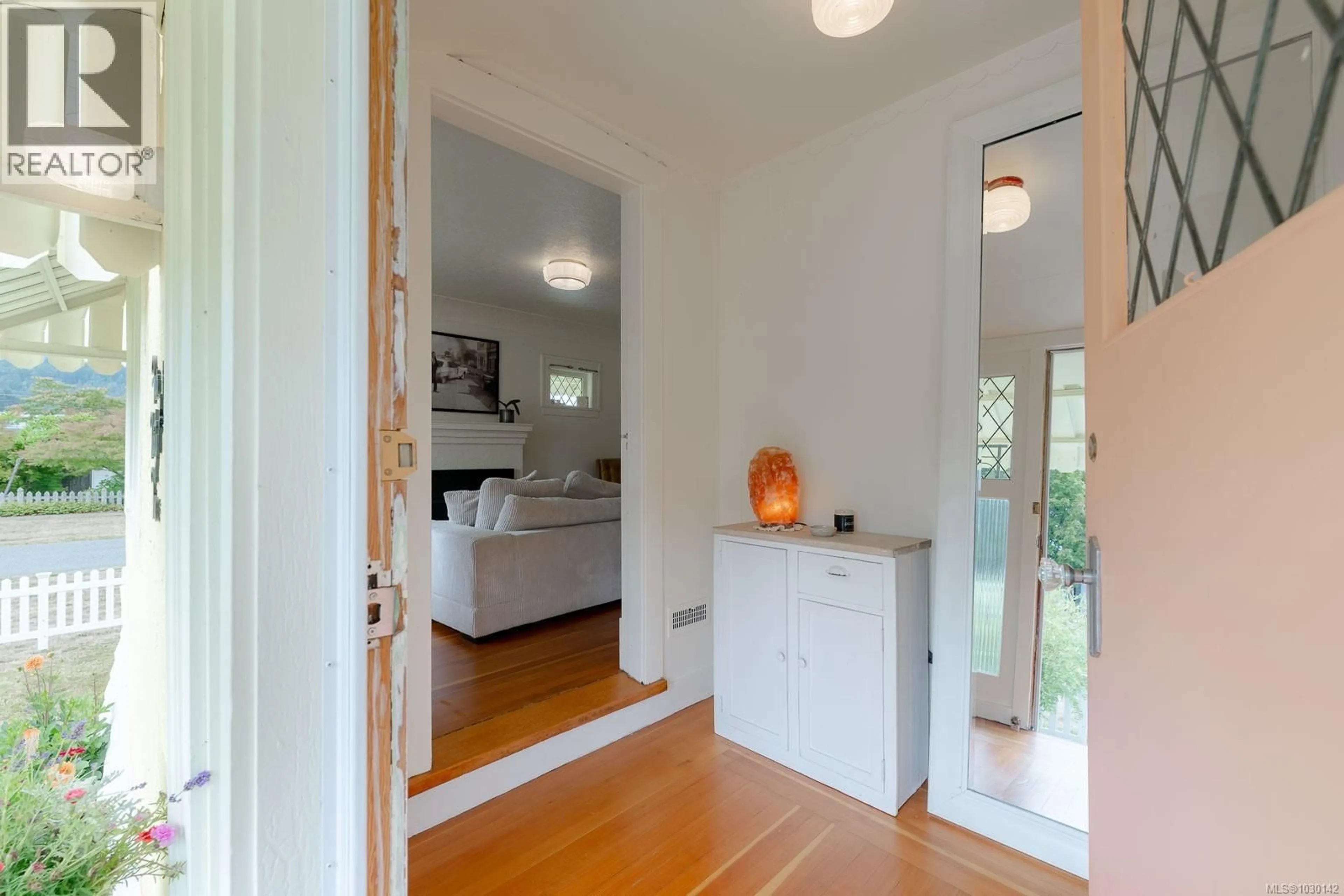 Indoor entryway for 432 BULLER STREET, Ladysmith British Columbia V9G1T4