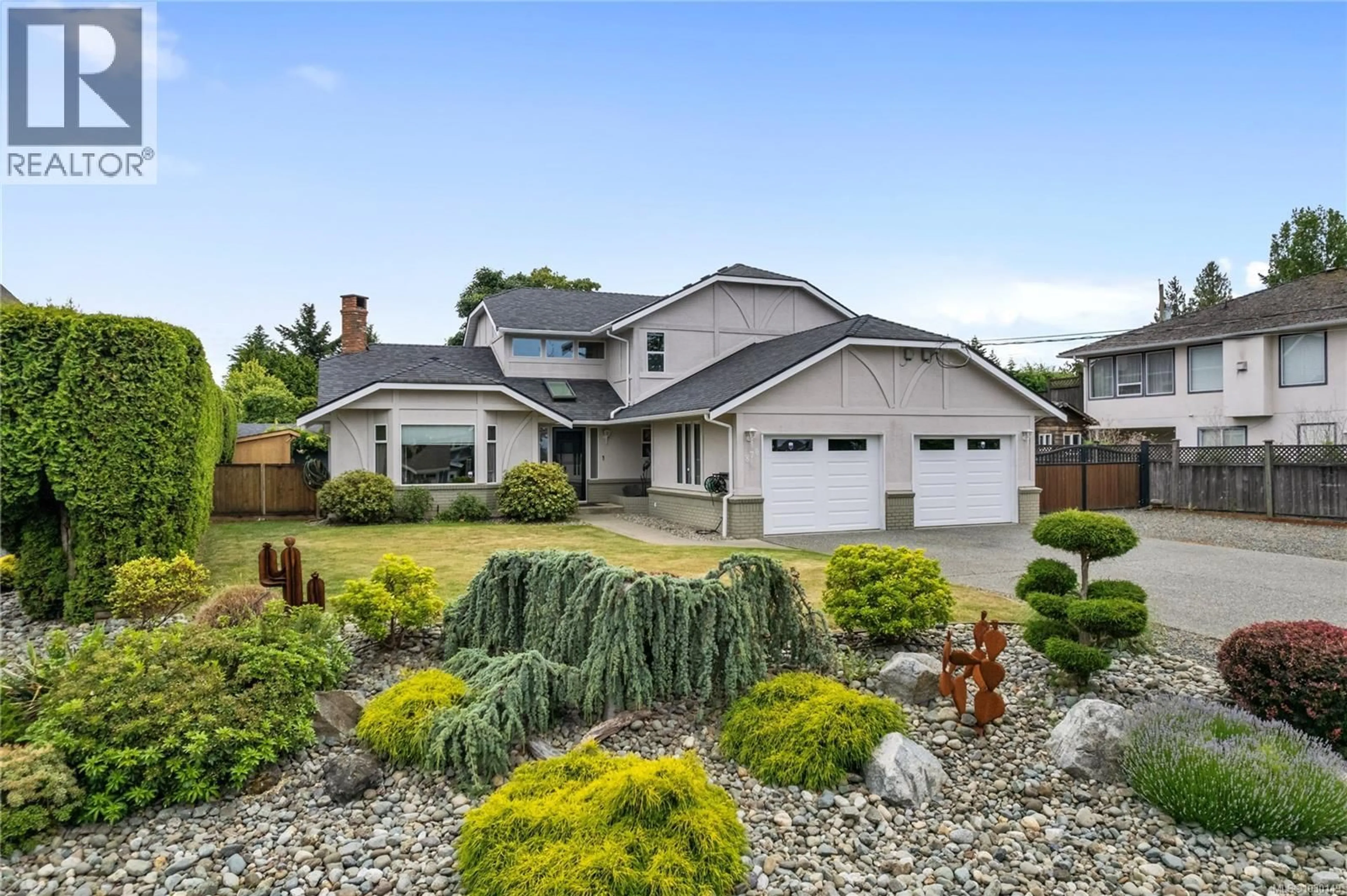 Home with vinyl exterior material, street for 870 CAVIN ROAD, French Creek British Columbia V9P1Z9