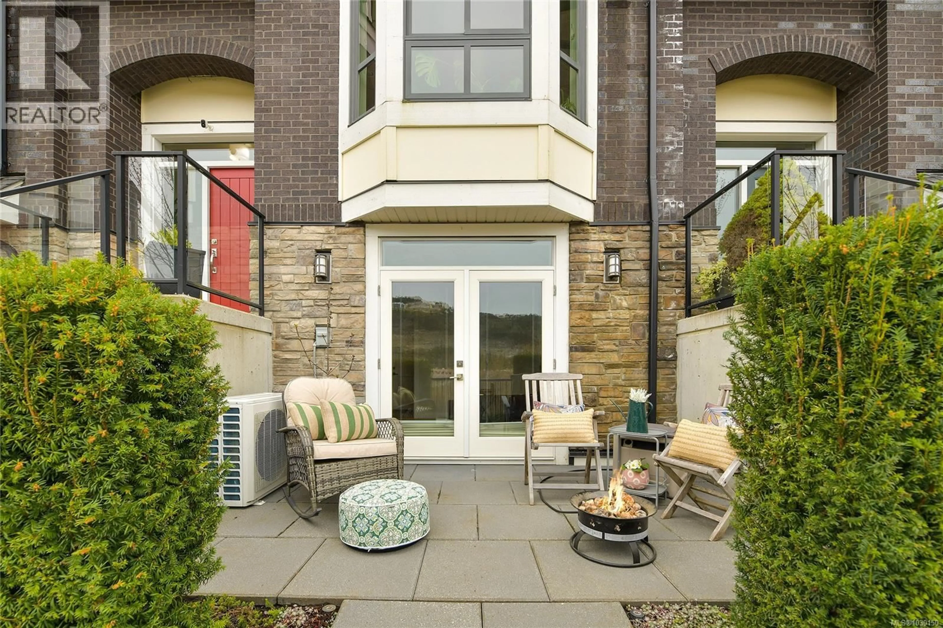 Patio, street for 2826 TURNSTYLE CRESCENT, Langford British Columbia V9B0T8