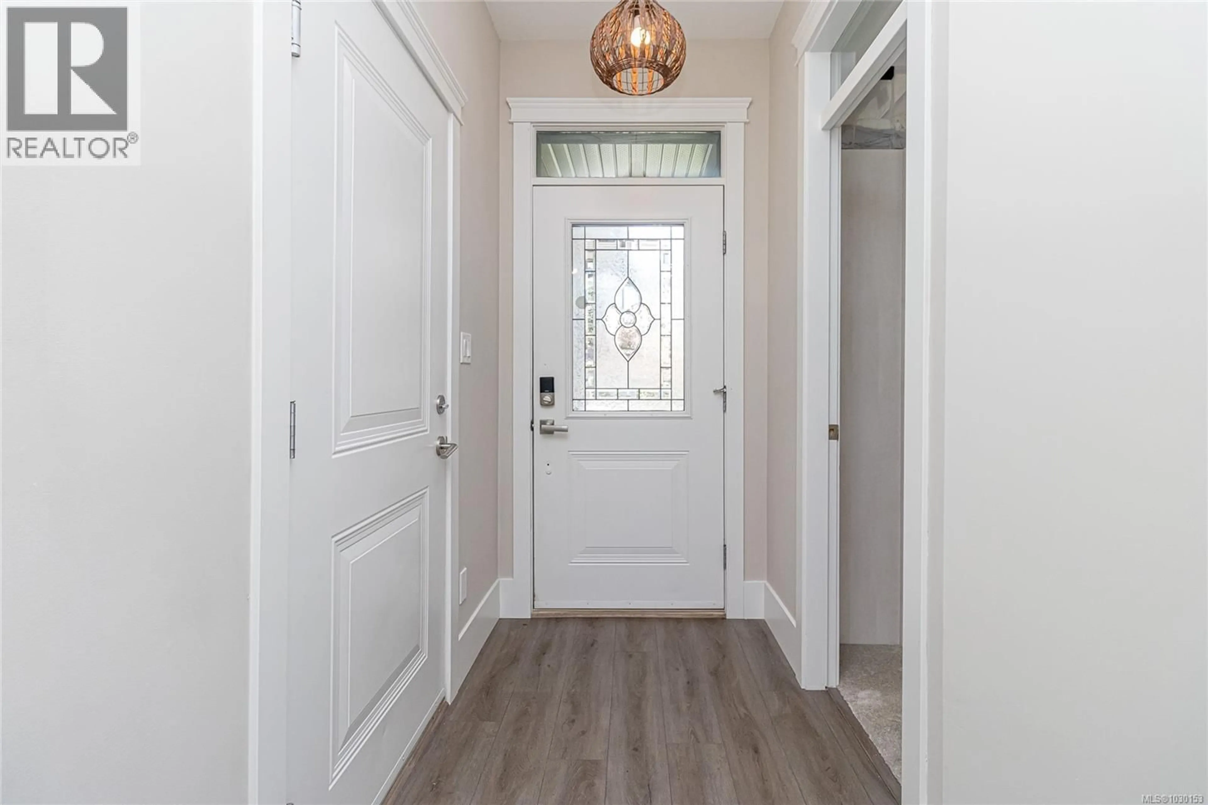 Indoor entryway for 3178 HERONS WAY, Duncan British Columbia V9L0B7