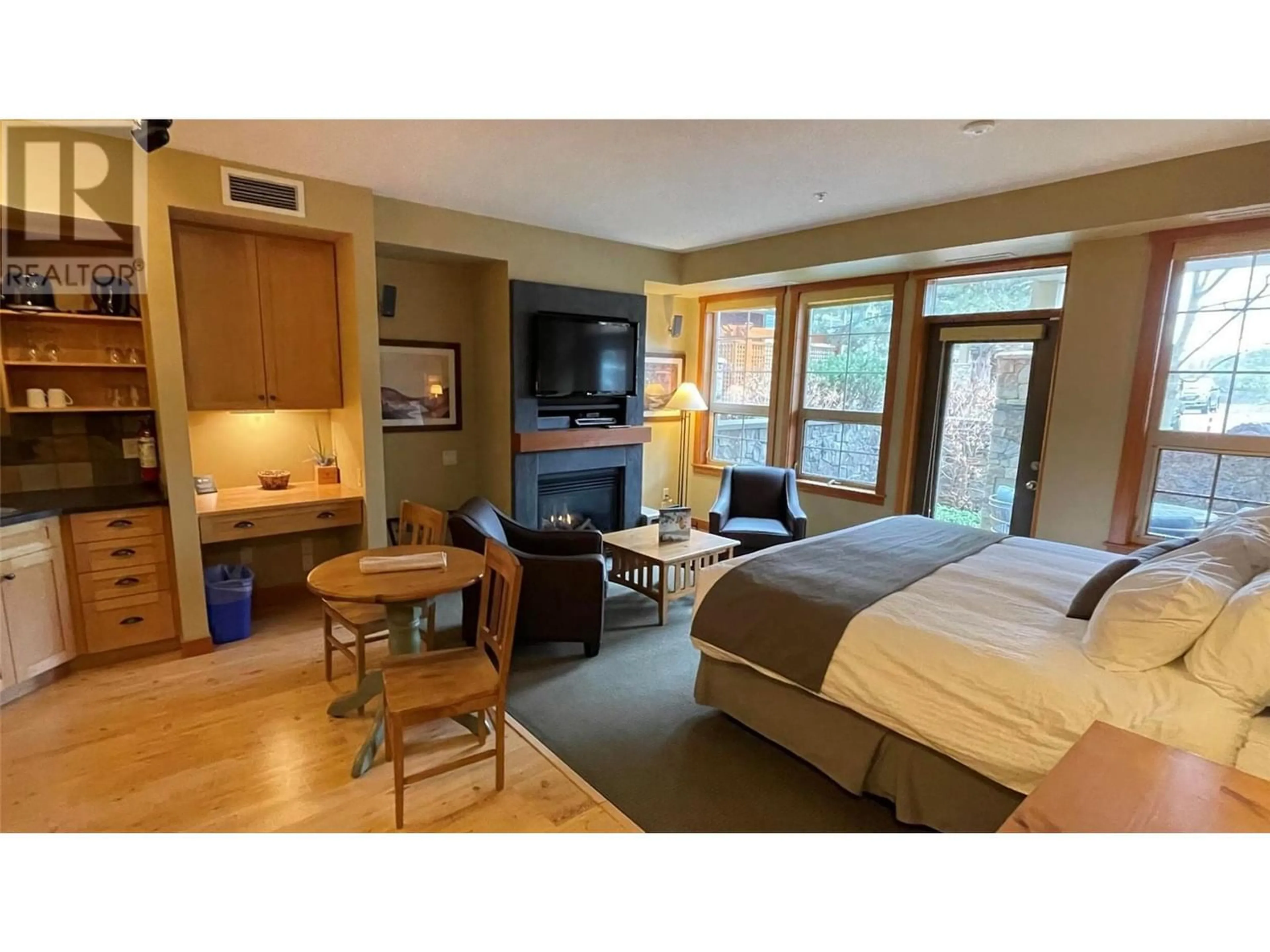 A pic of a room for 105 Village Centre Court Unit# 126, Vernon British Columbia V1H1Y8