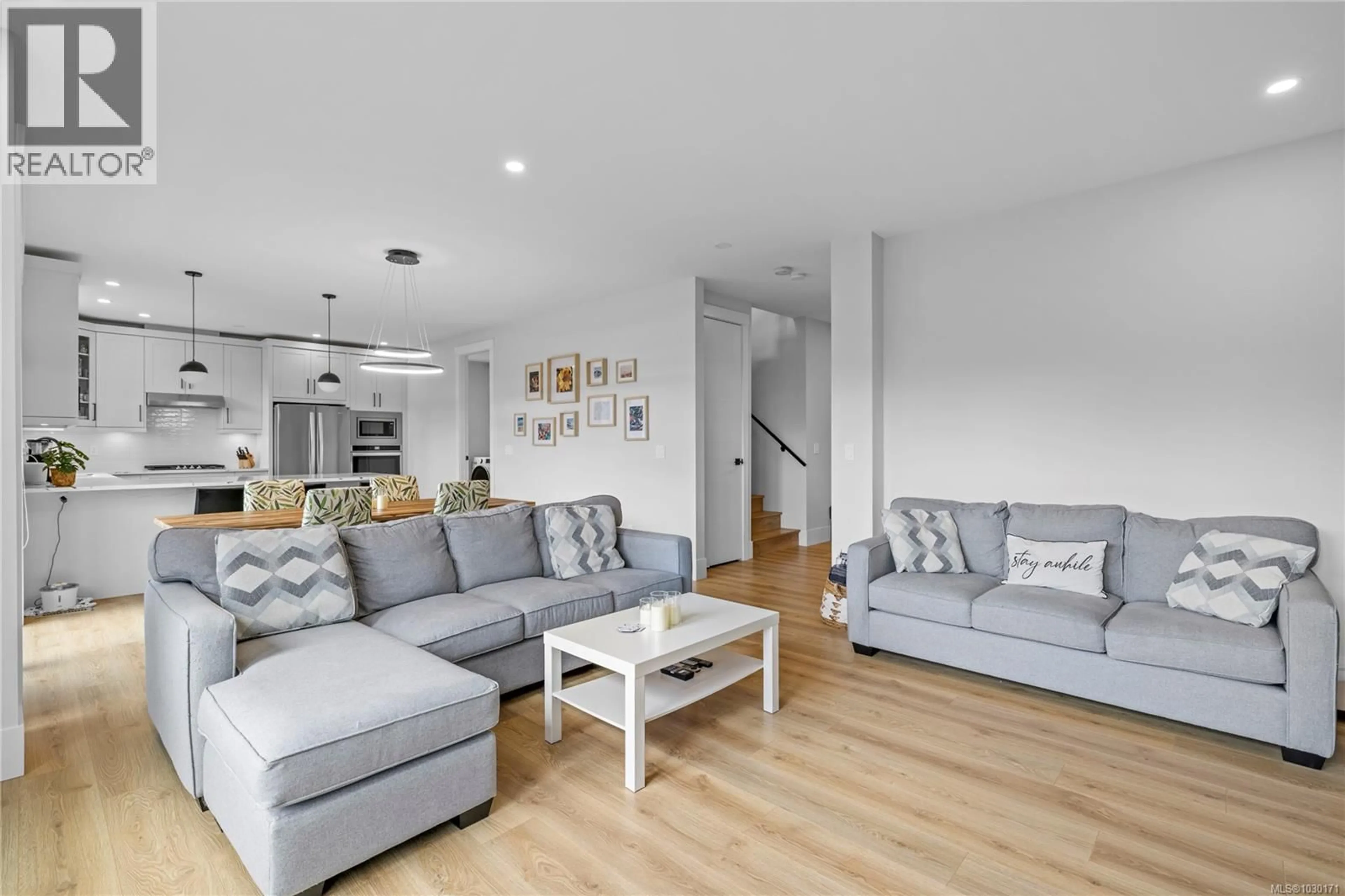 Living room with furniture, unknown for 150 CABOT COURT, Parksville British Columbia V9P0G6