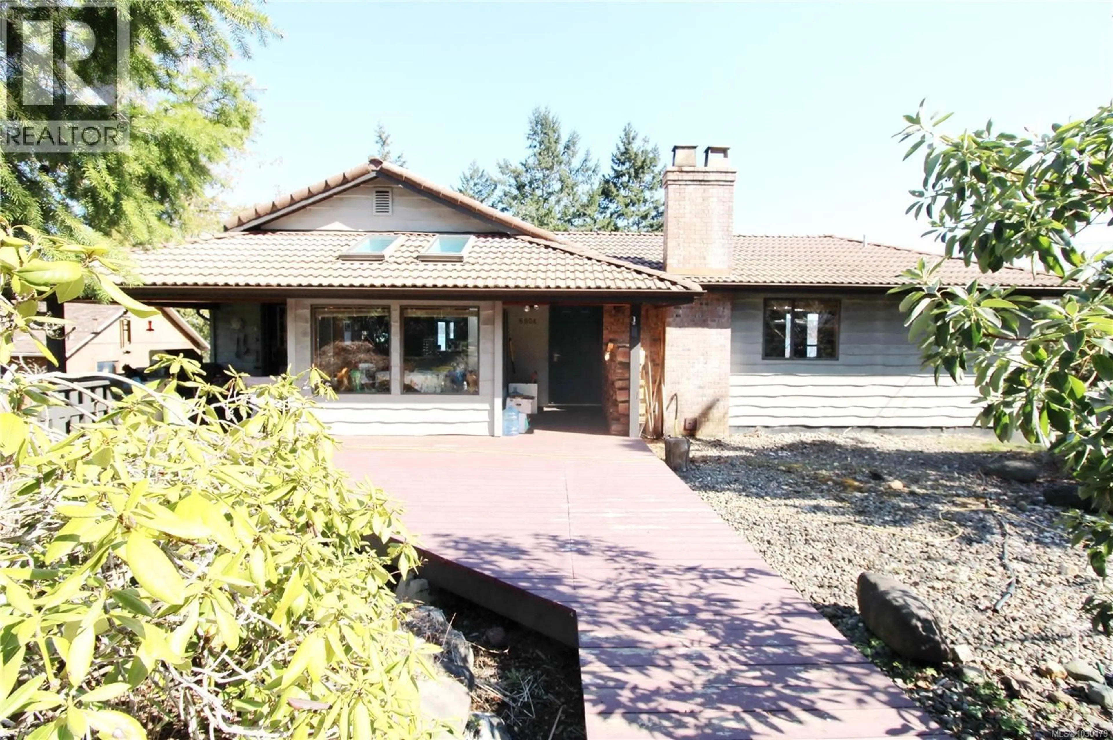 Unknown for 5904 GARVIN ROAD, Union Bay British Columbia V0R3B0