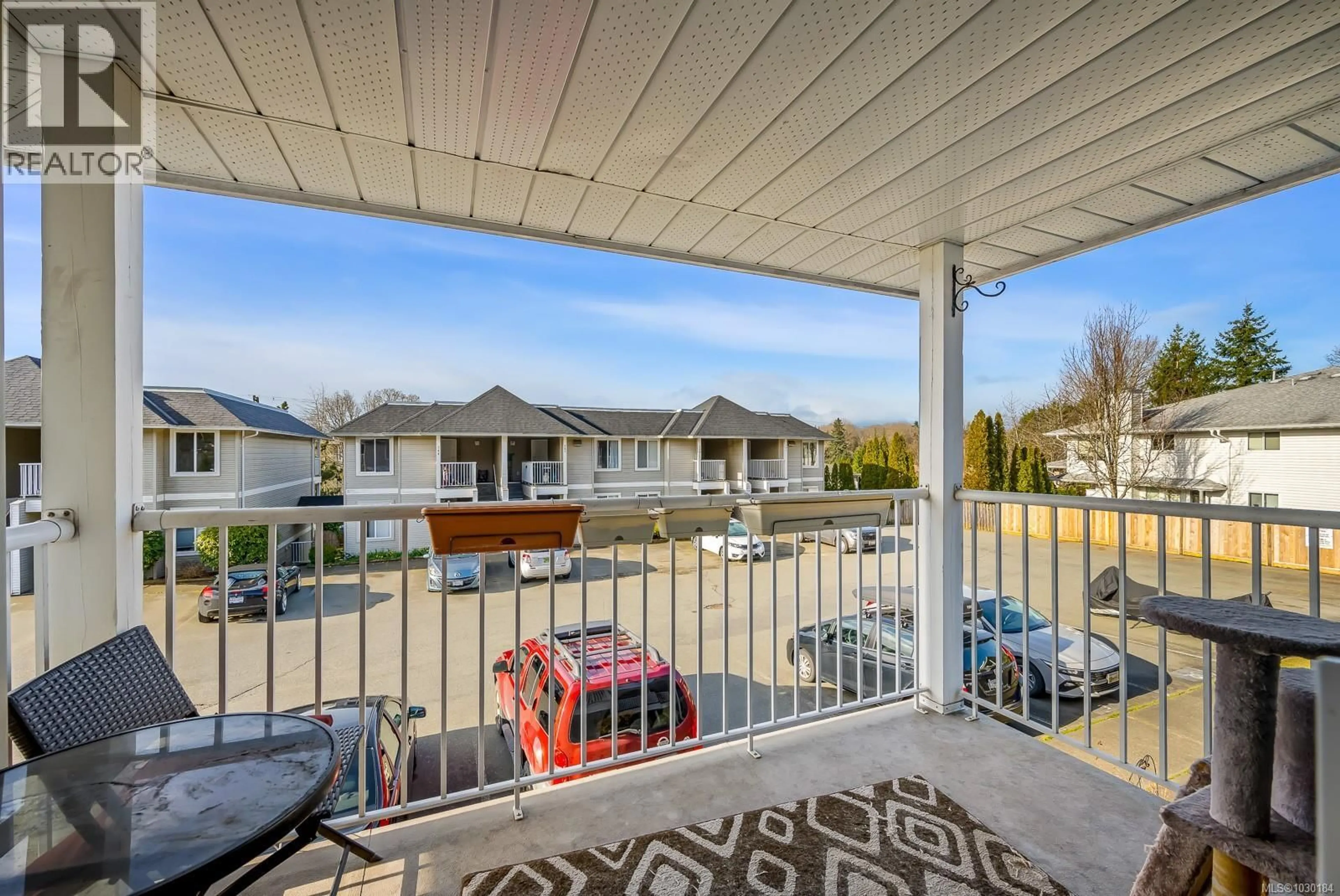 Patio, unknown for 204 - 130 BACK ROAD, Courtenay British Columbia V9N3W6