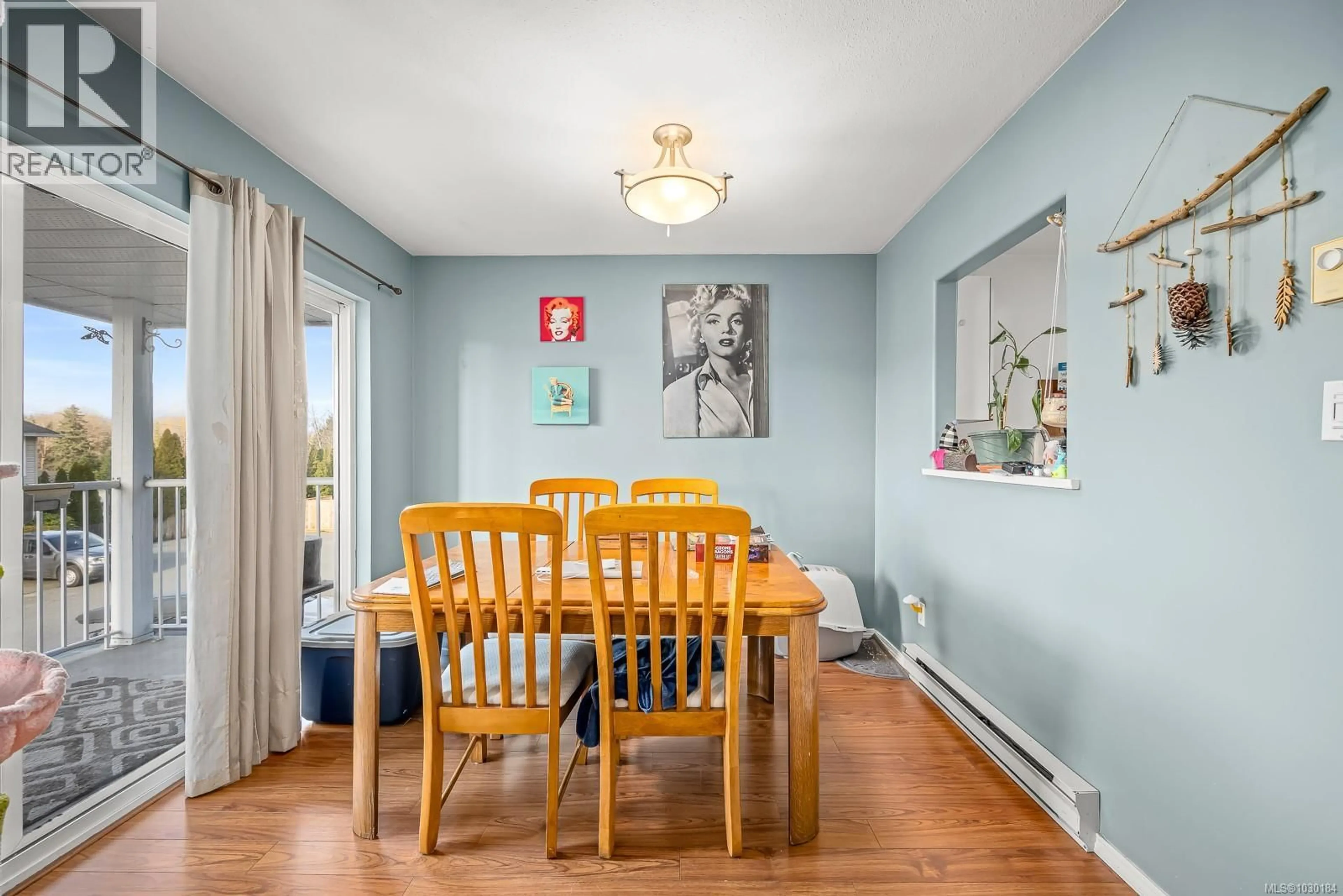 Dining room, wood/laminate floor for 204 - 130 BACK ROAD, Courtenay British Columbia V9N3W6