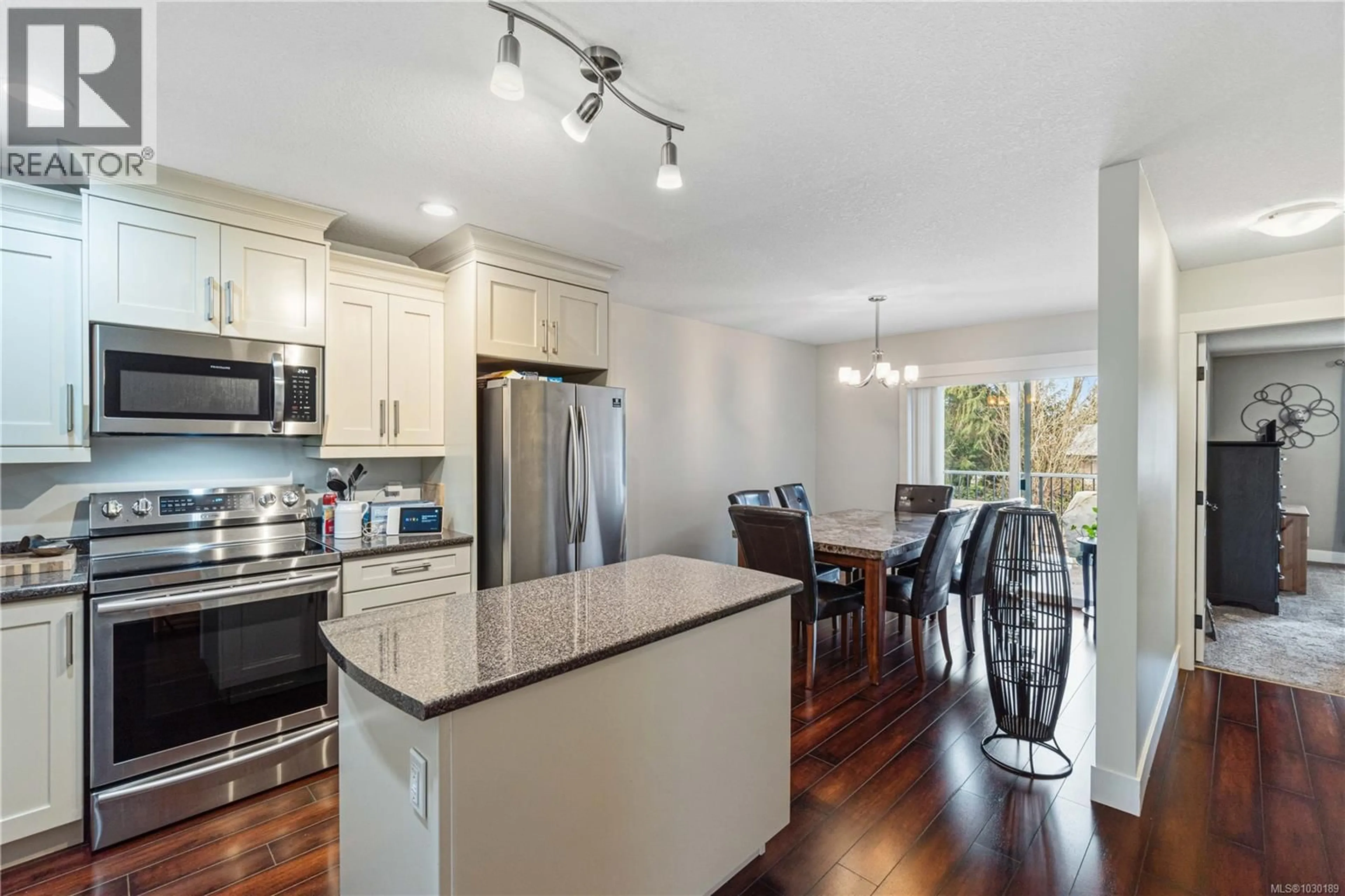 Open concept kitchen, unknown for 540 NOVA STREET, Nanaimo British Columbia V9R5M9
