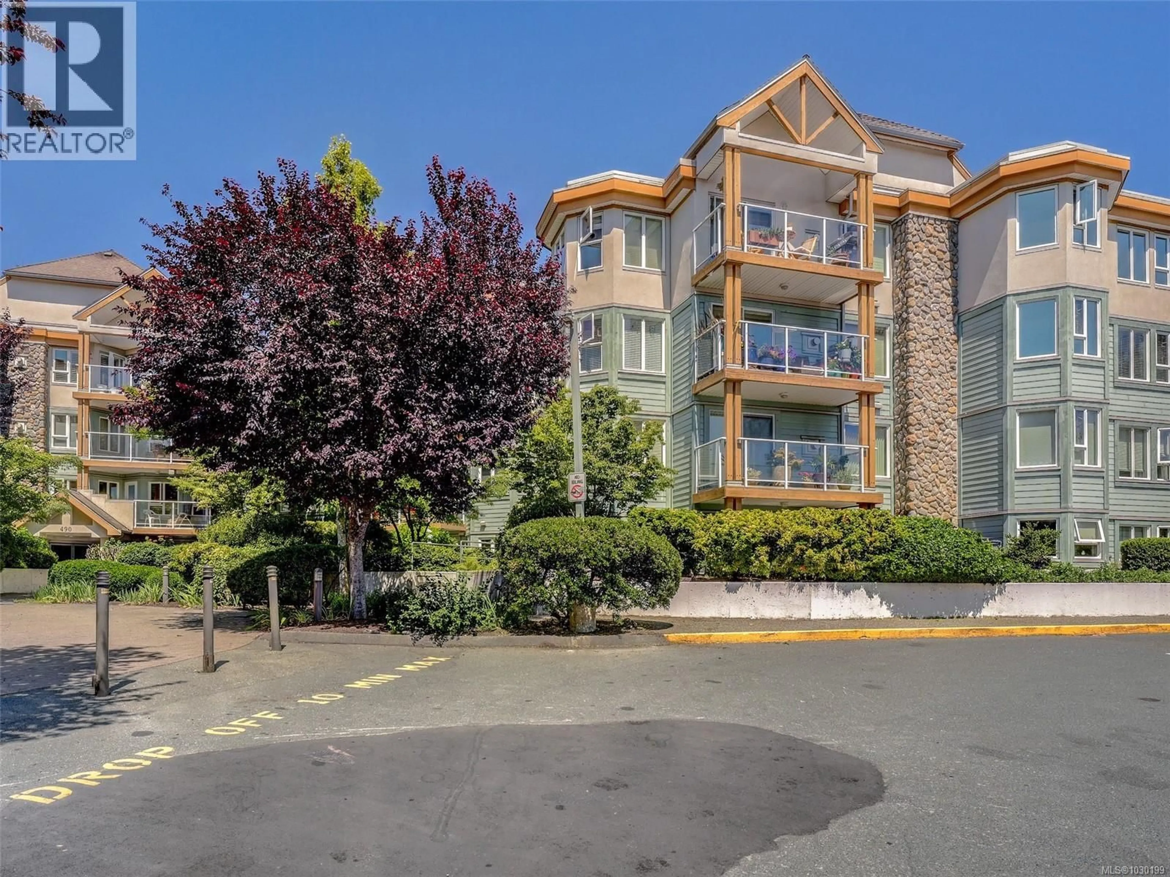 Unknown for 203 - 490 MARSETT PLACE, Saanich British Columbia V8Z7J1