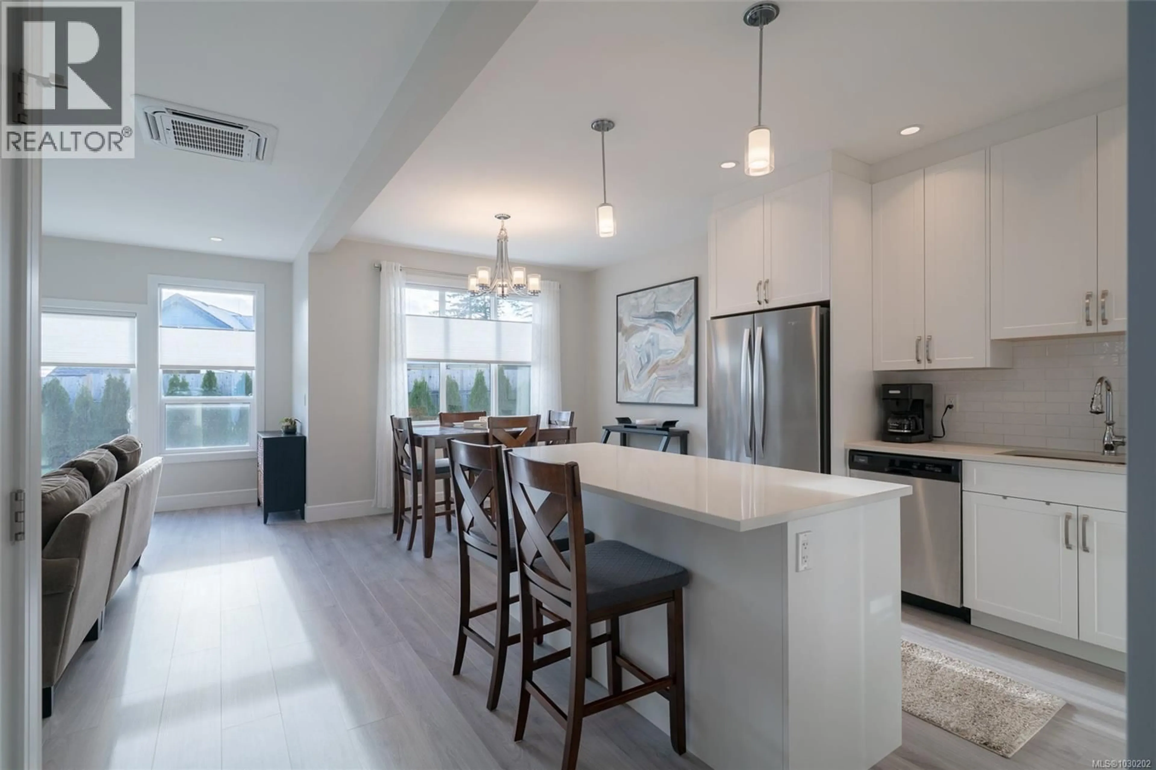 Open concept kitchen, ceramic/tile floor for 2013 MOUNTAIN VISTA DRIVE, Nanaimo British Columbia V9T0L4